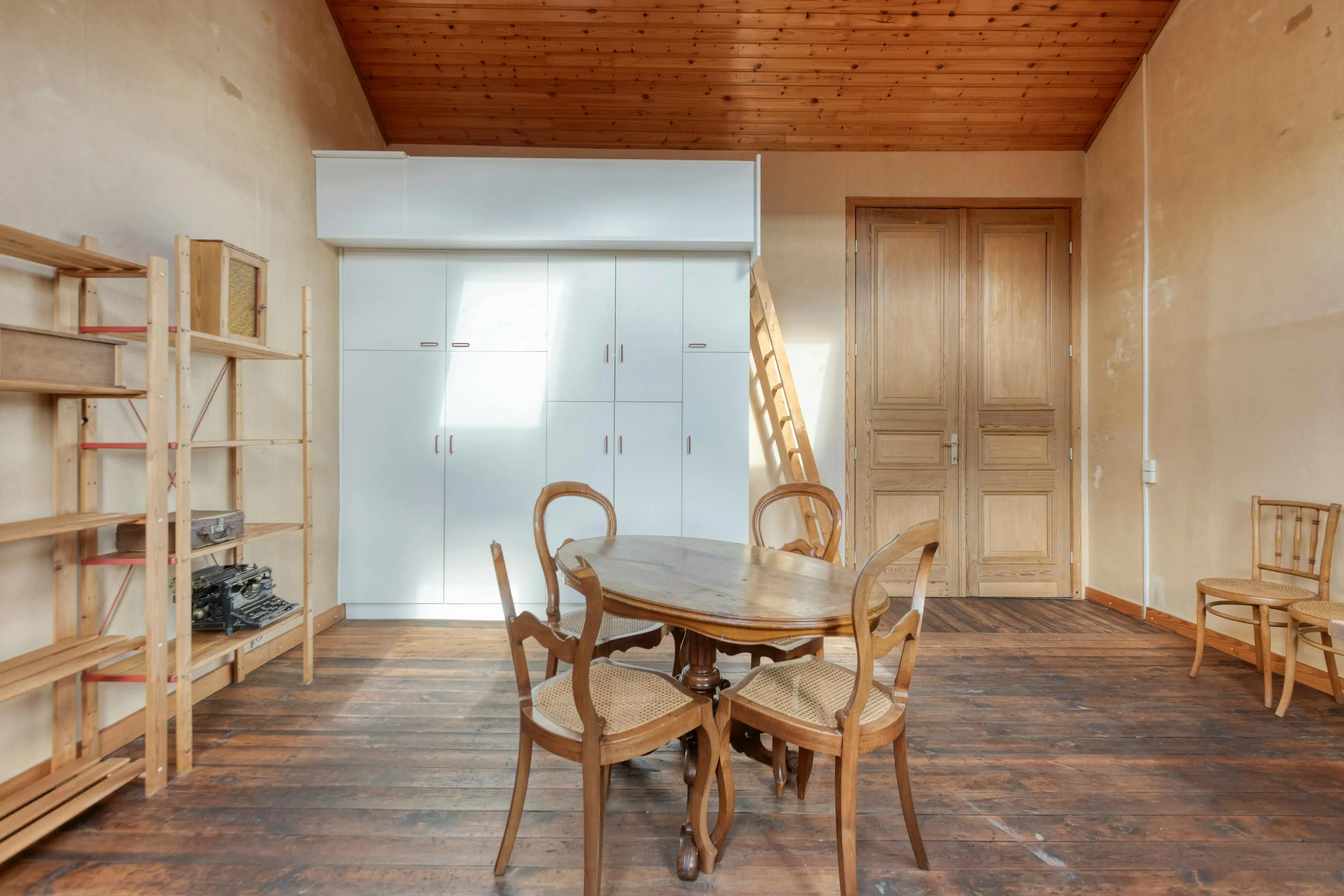 Instapklare stadswoning met 3 slaapkamers in Runkst foto 22