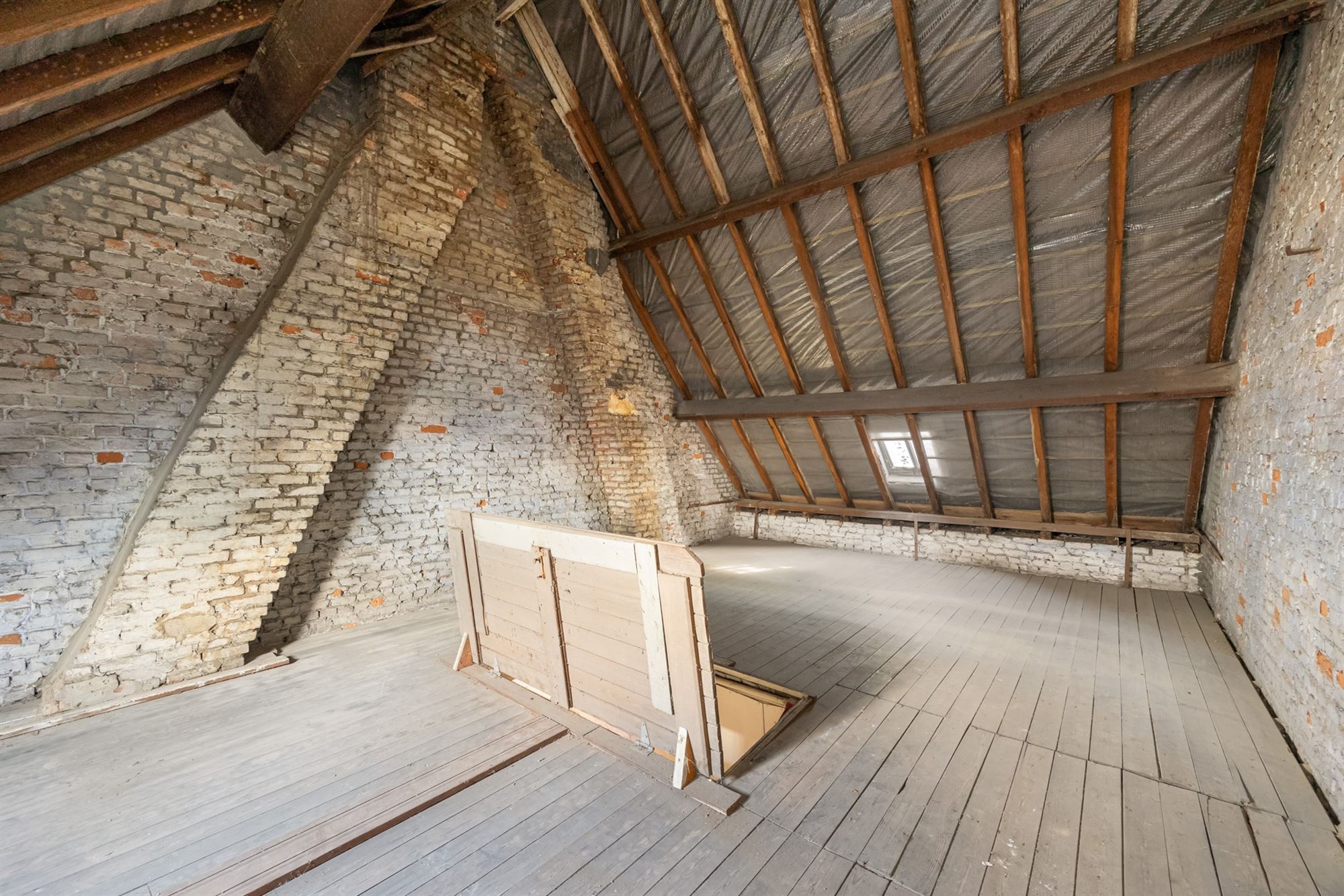 Te renoveren woning met opslagruimte in Mechelen foto 14
