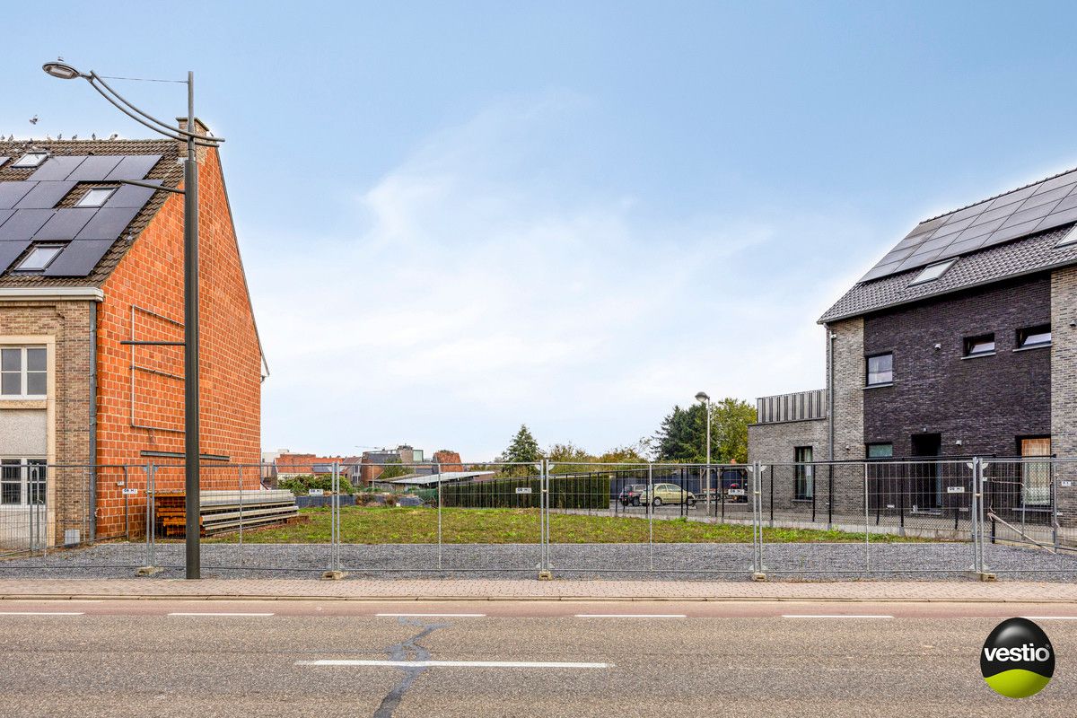 COMPLEX BESTAANDE UIT 14 TE RENOVEREN STUDIO'S MET UITBREIDINGSMOGELIJKHEDEN TE VELDWEZELT. foto 37