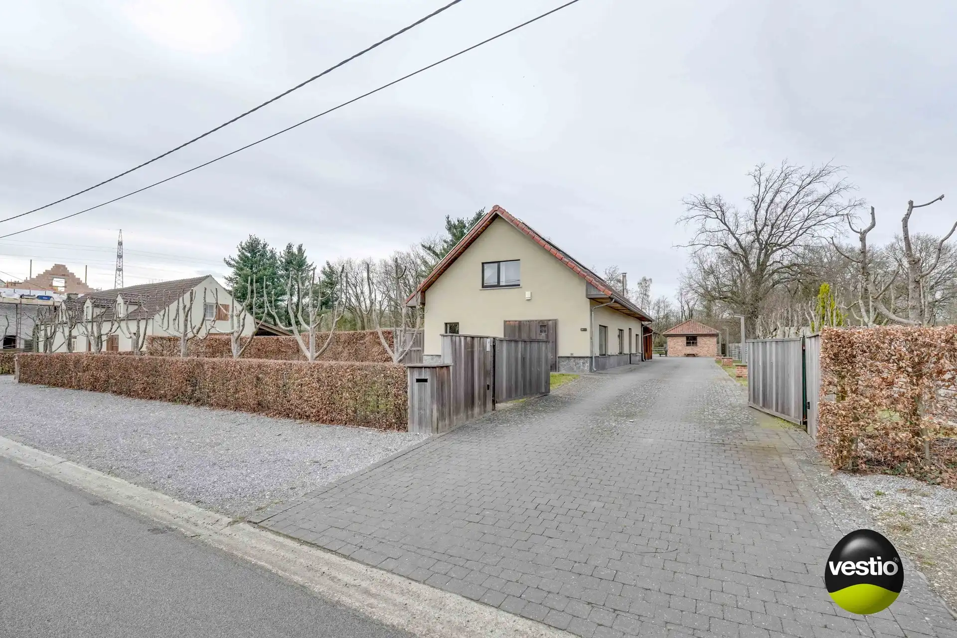 GERENOVEERDE LANGGEVELHOEVE OP 37,90 ARE MET TOPLIGGING IN ZEVENHUIZEN foto 57