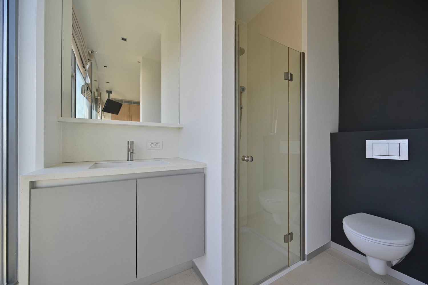 Schitterend penthouse van 185 m² gelegen op de 2de verdieping van een exclusieve residentie "Park Oud Rekem" in hartje Oud-Rekem te Lanaken. foto 22