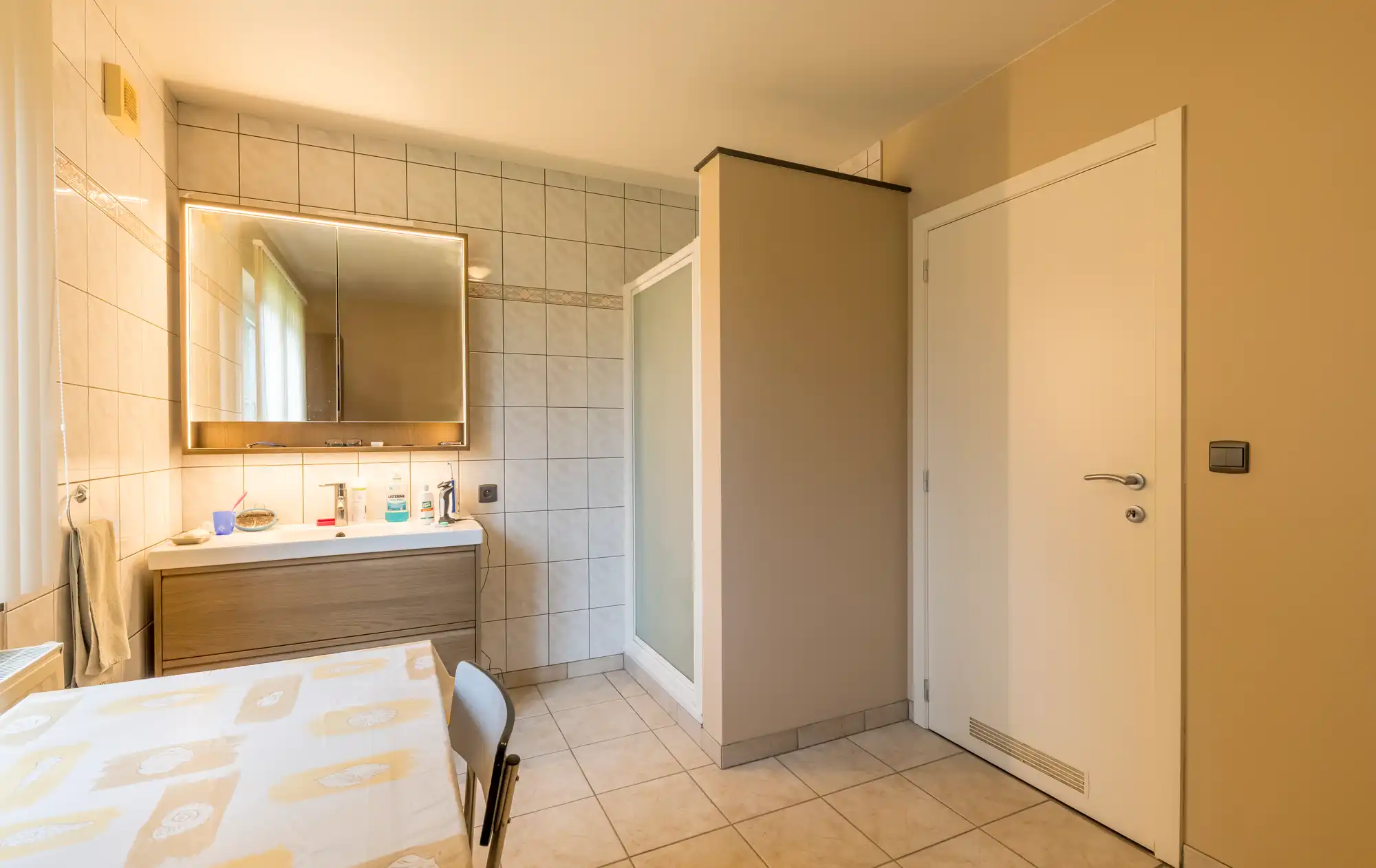 TE KOOP: Zeer goed onderhouden vrijstaande woning met inpandige garage te Houthalen-Helchteren foto 7