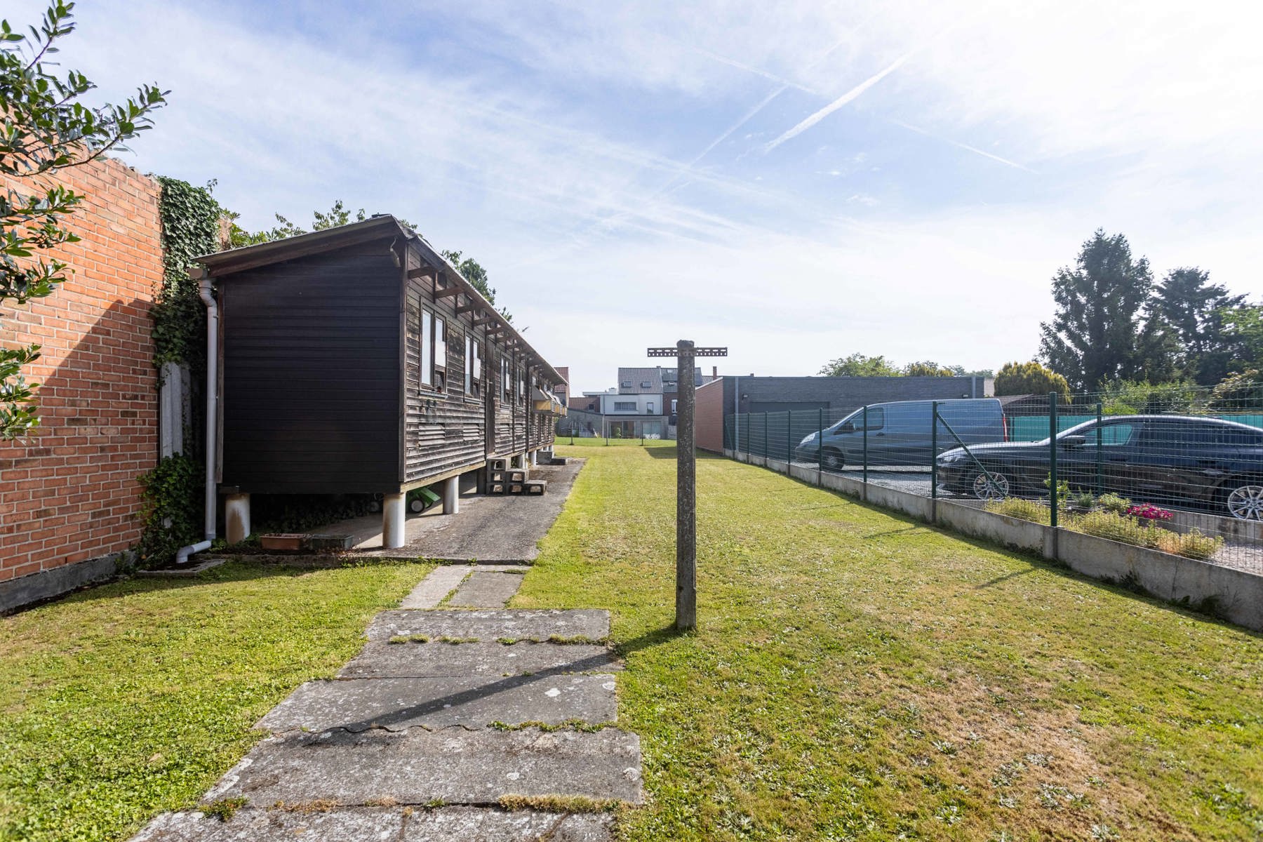 Te renoveren HOB, tuin, garage en uitbreidingsmogelijkheden foto 18
