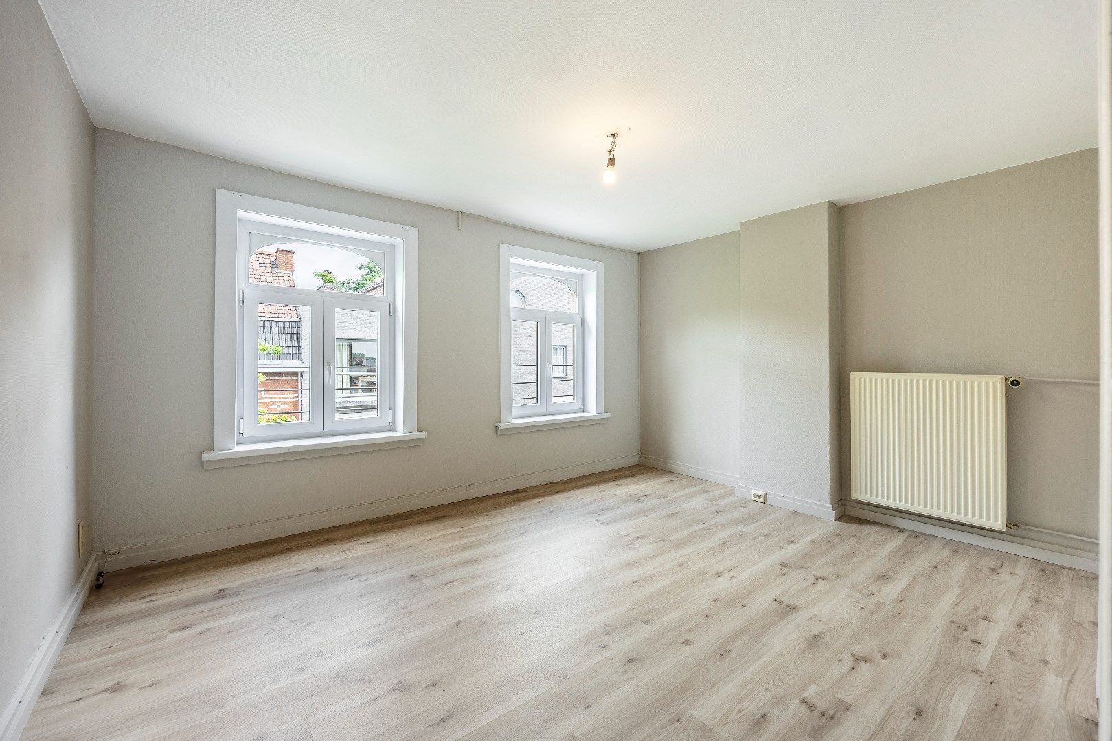 WONING MET 3 SLAAPKAMERS EN TUIN foto 12