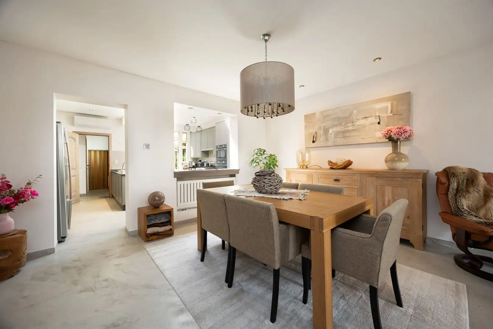 Prima onderhouden woning met 4 SLK op toplocatie foto 9