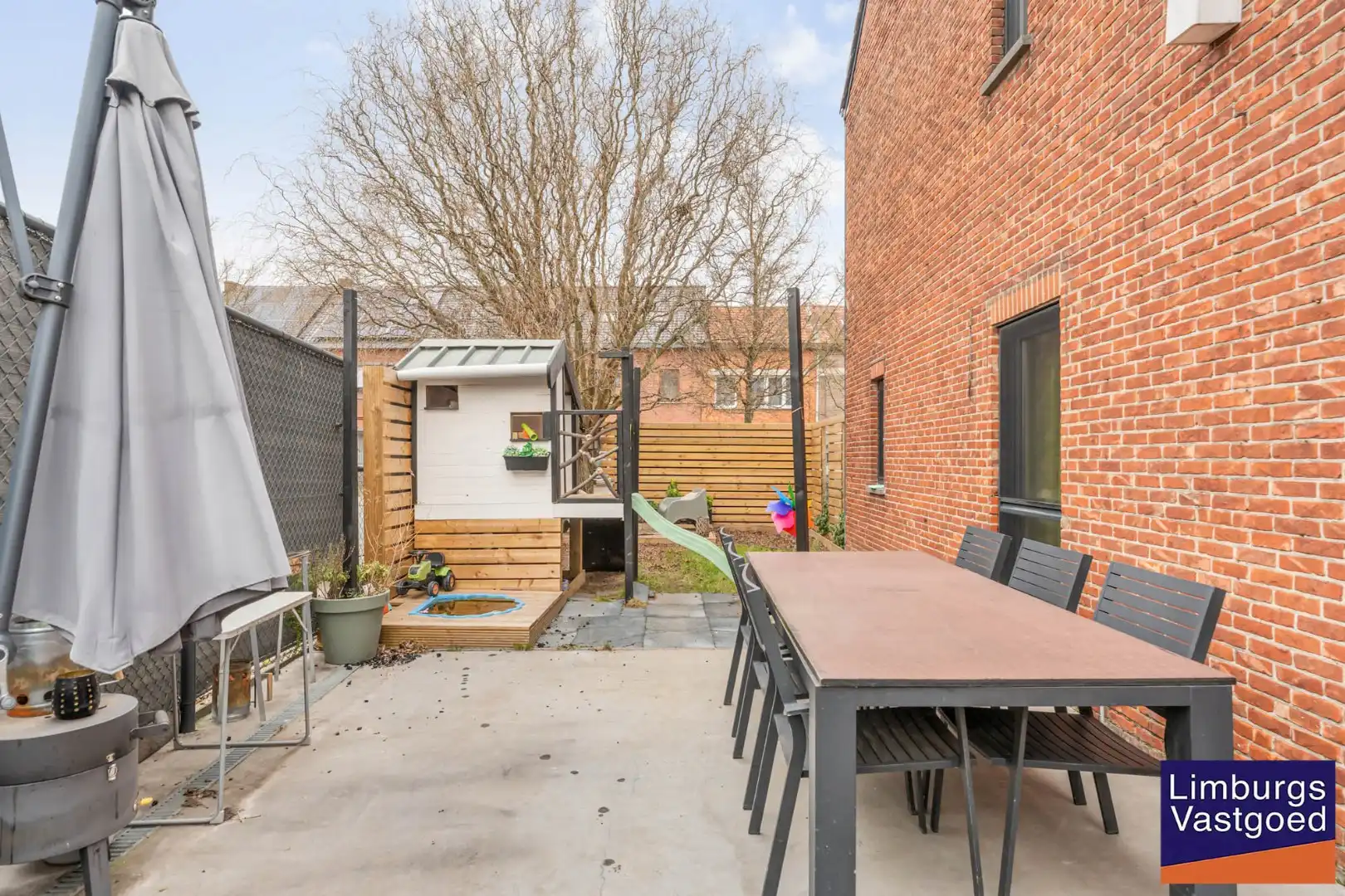 Stadswoning met 4 slpk, zuidgerichte tuin en garage, nabij kleine ring, station en Vredespark foto 21