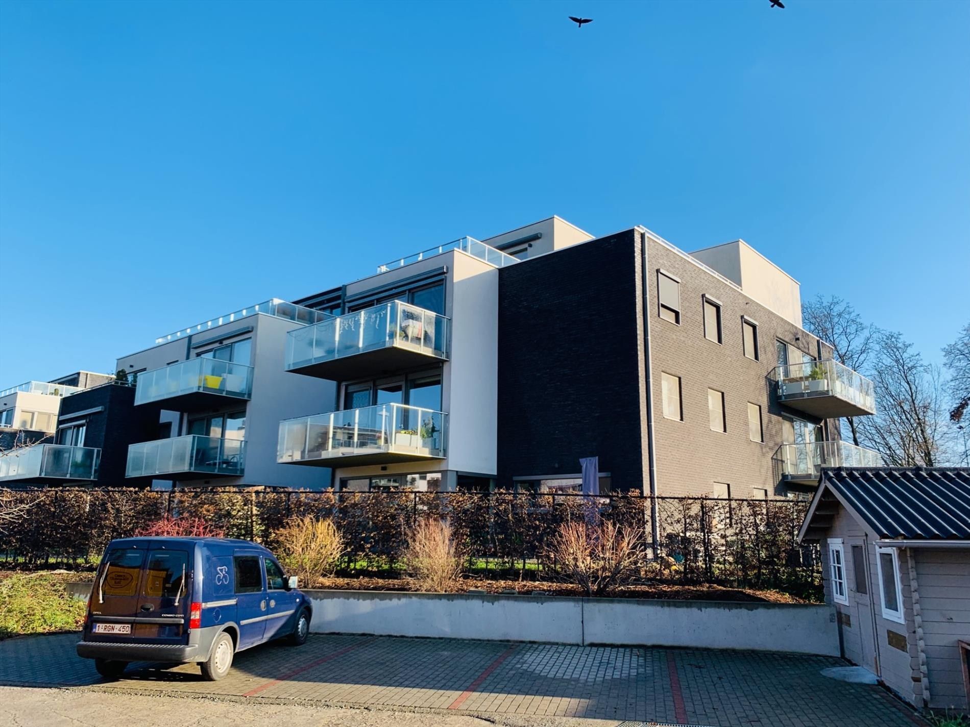 Penthouse met dubbel dakterras incl 2 autostaanplaatsen foto {{pictureIndex}}