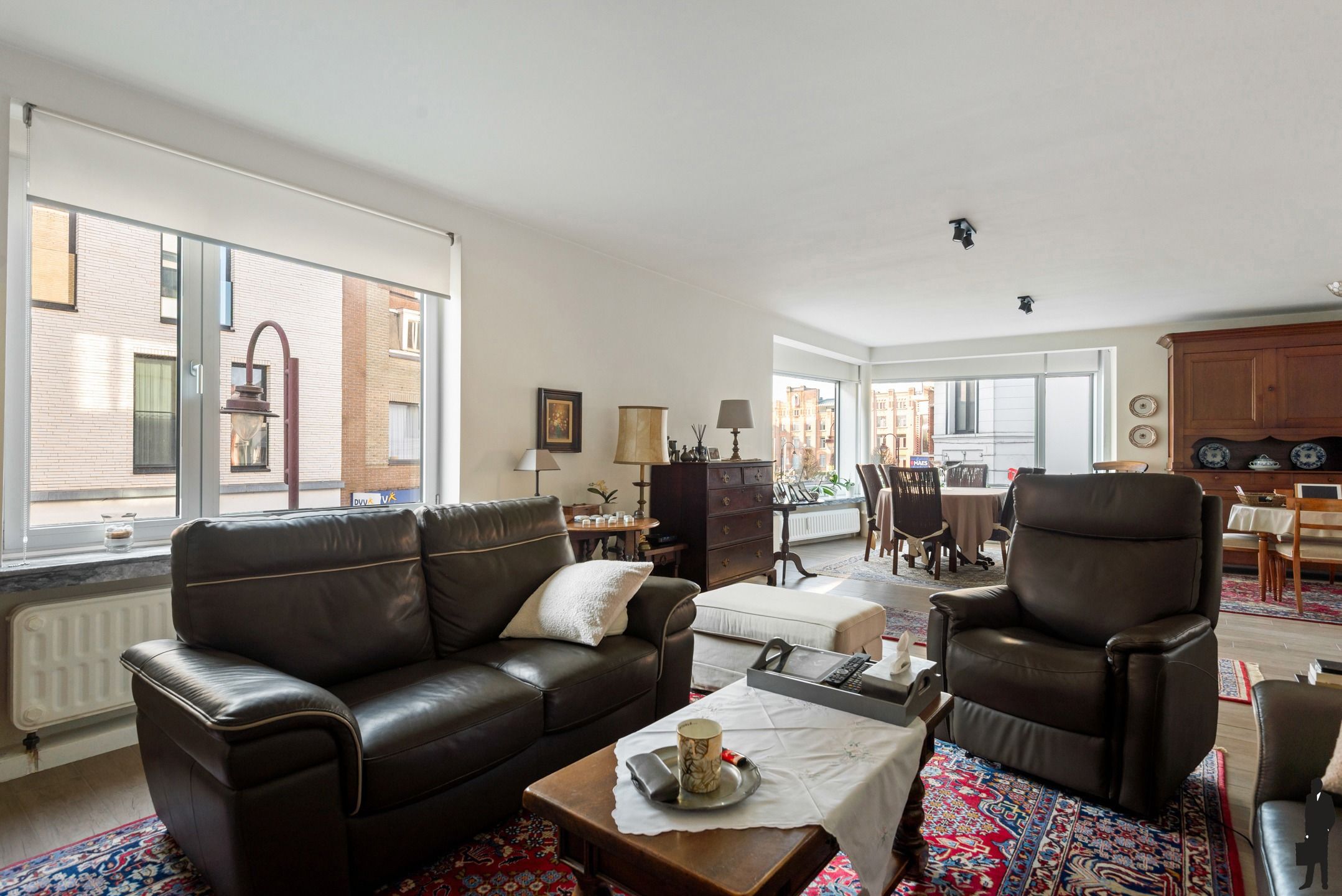 Riant 2-slaapkamerappartement (± 125 m²) met zonnig terras foto 2