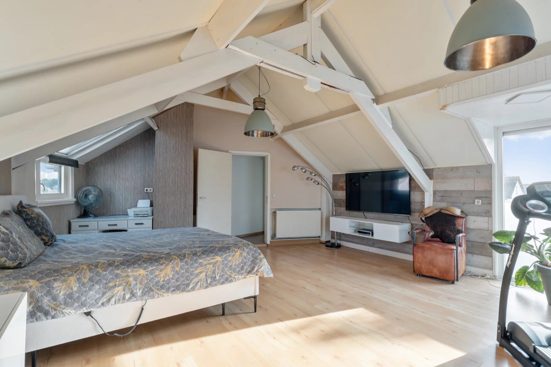 Unieke woning in Stal foto 11