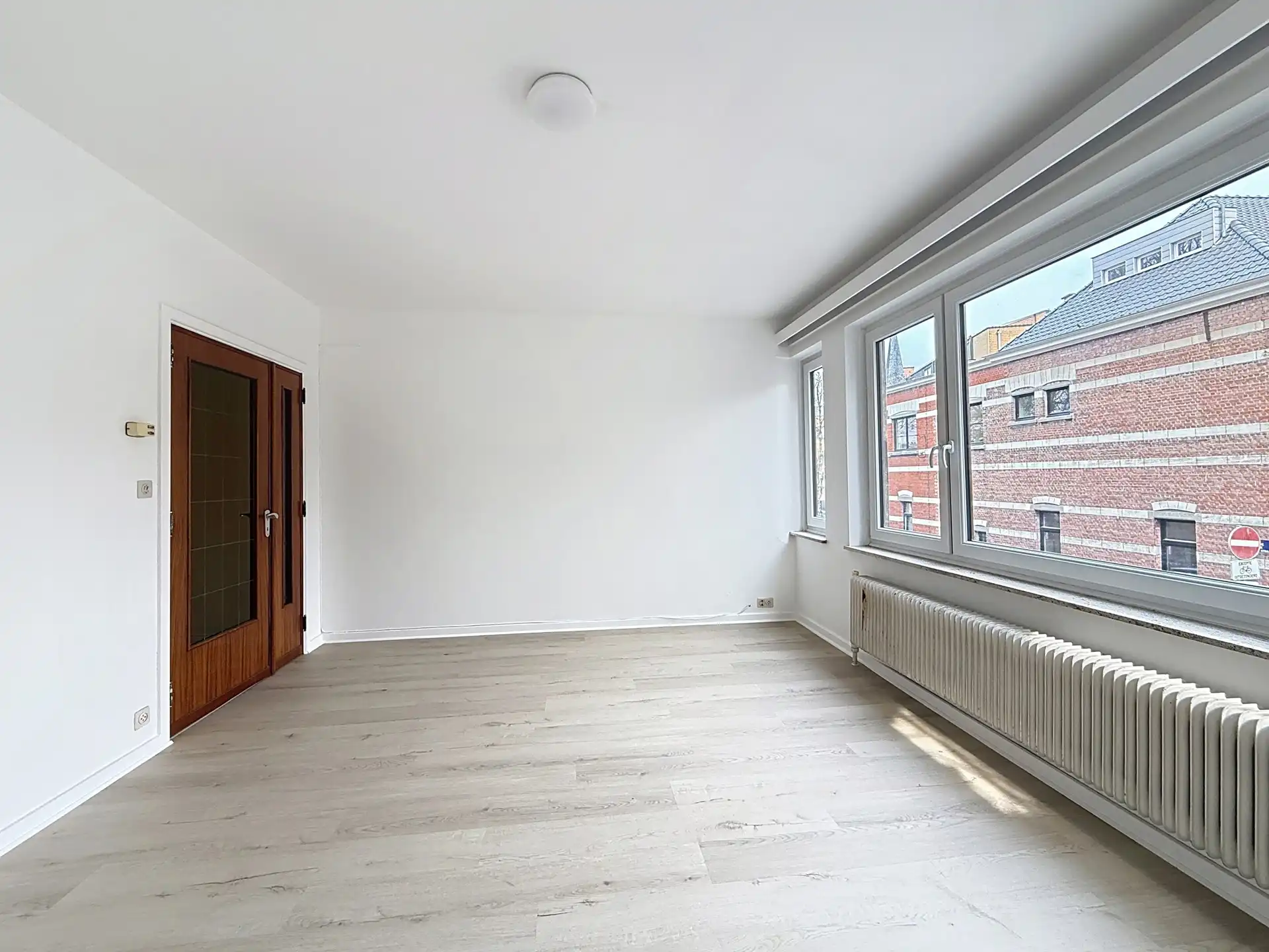 Appartement met 1 slaapkamer en balkon foto 2