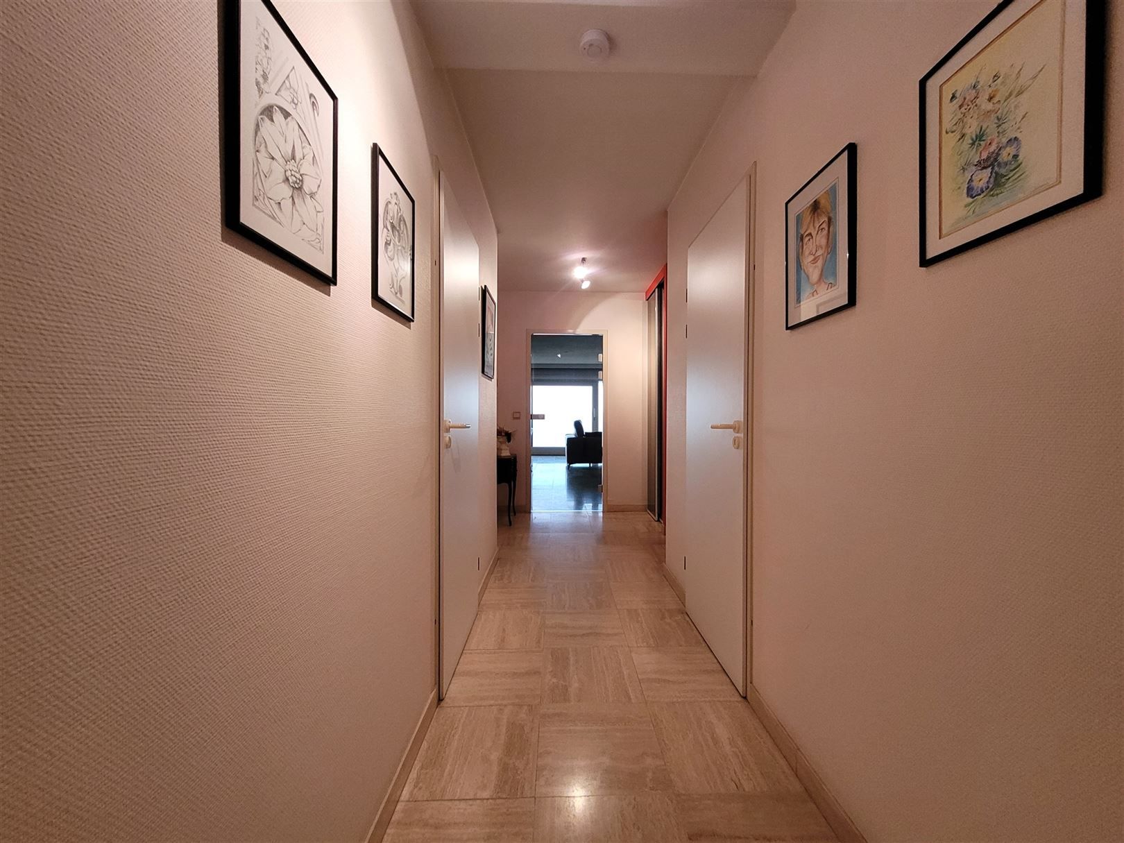 Gemeubeld 3-slaapkamerappartement met spectaculair zeezicht foto 20