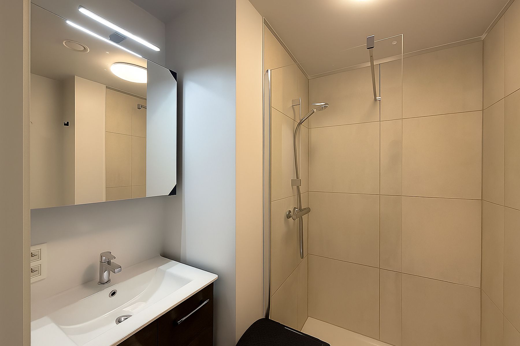 Zongericht appartement met ruim terras foto 16