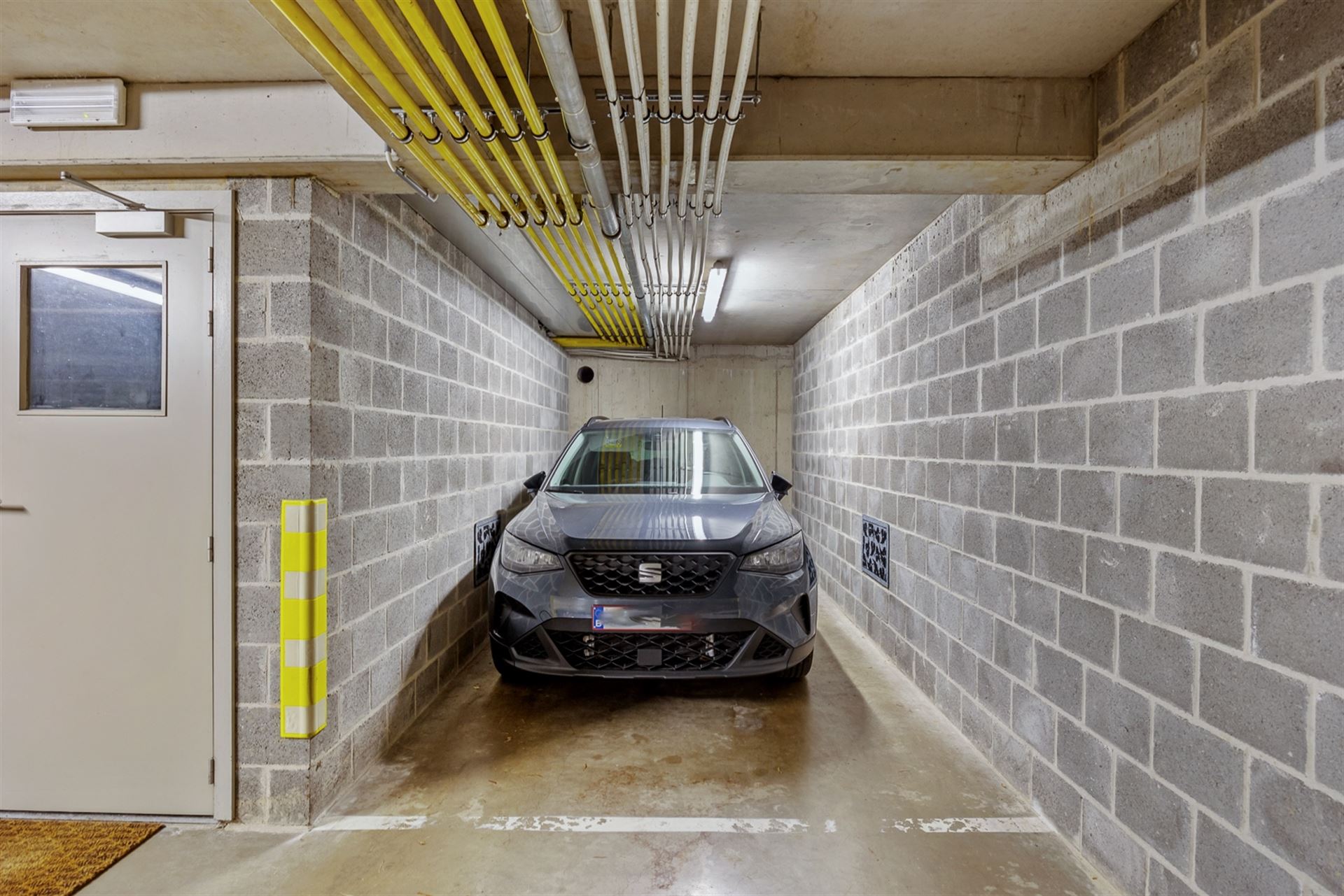 Instapklaar Dakappartement met 2 Ruime Terrassen foto 15