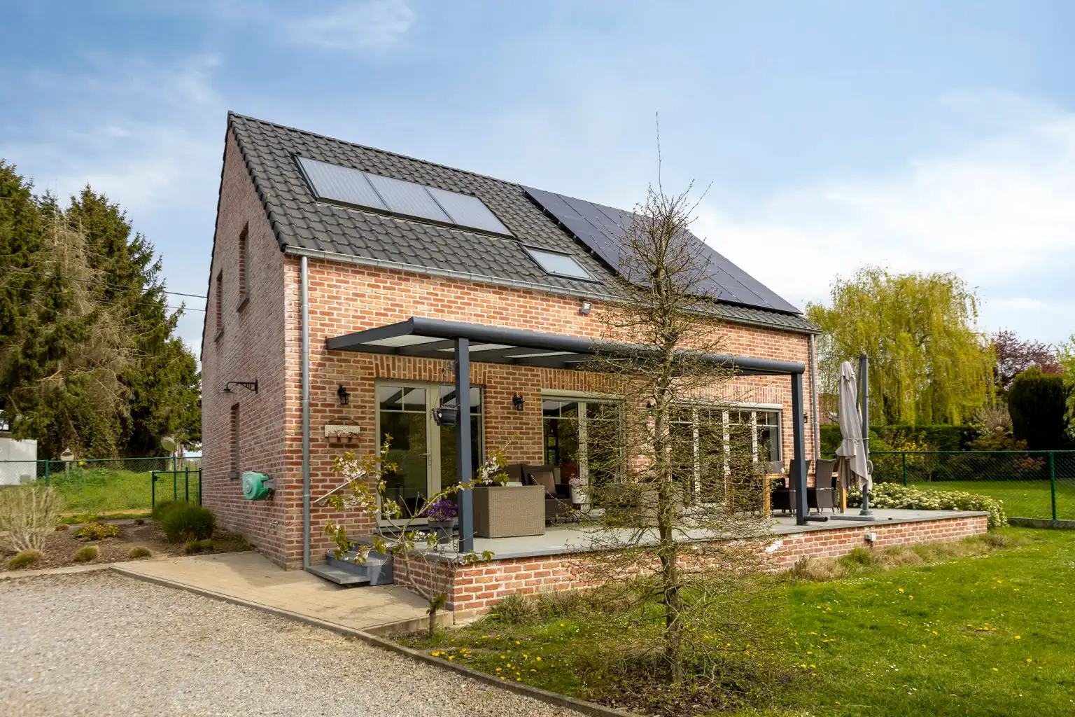 Mooie, recente woonst met tuin op een rustige locatie  foto 28