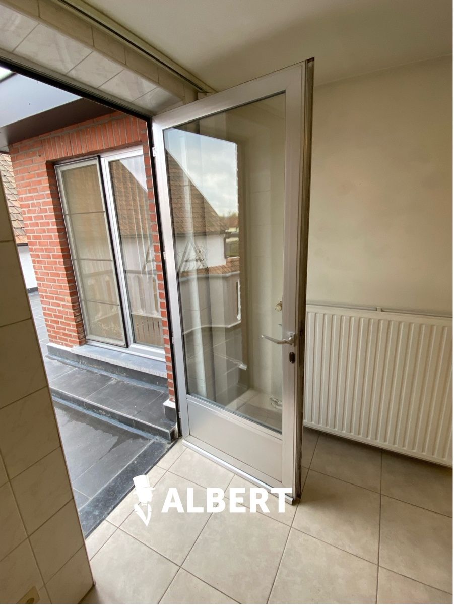 Ruim duplexappartement te huur: 161 m2, 3 slpks, en terras! foto 11