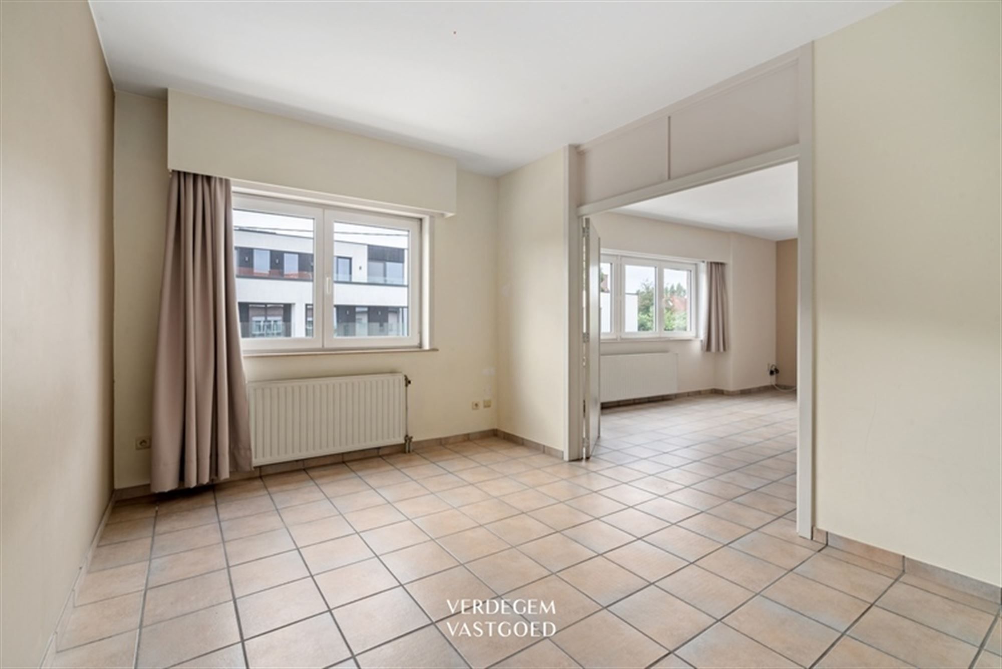 Instapklaar en energiezuinig appartement met 2 slaapkamers, groot terras en garage foto 6