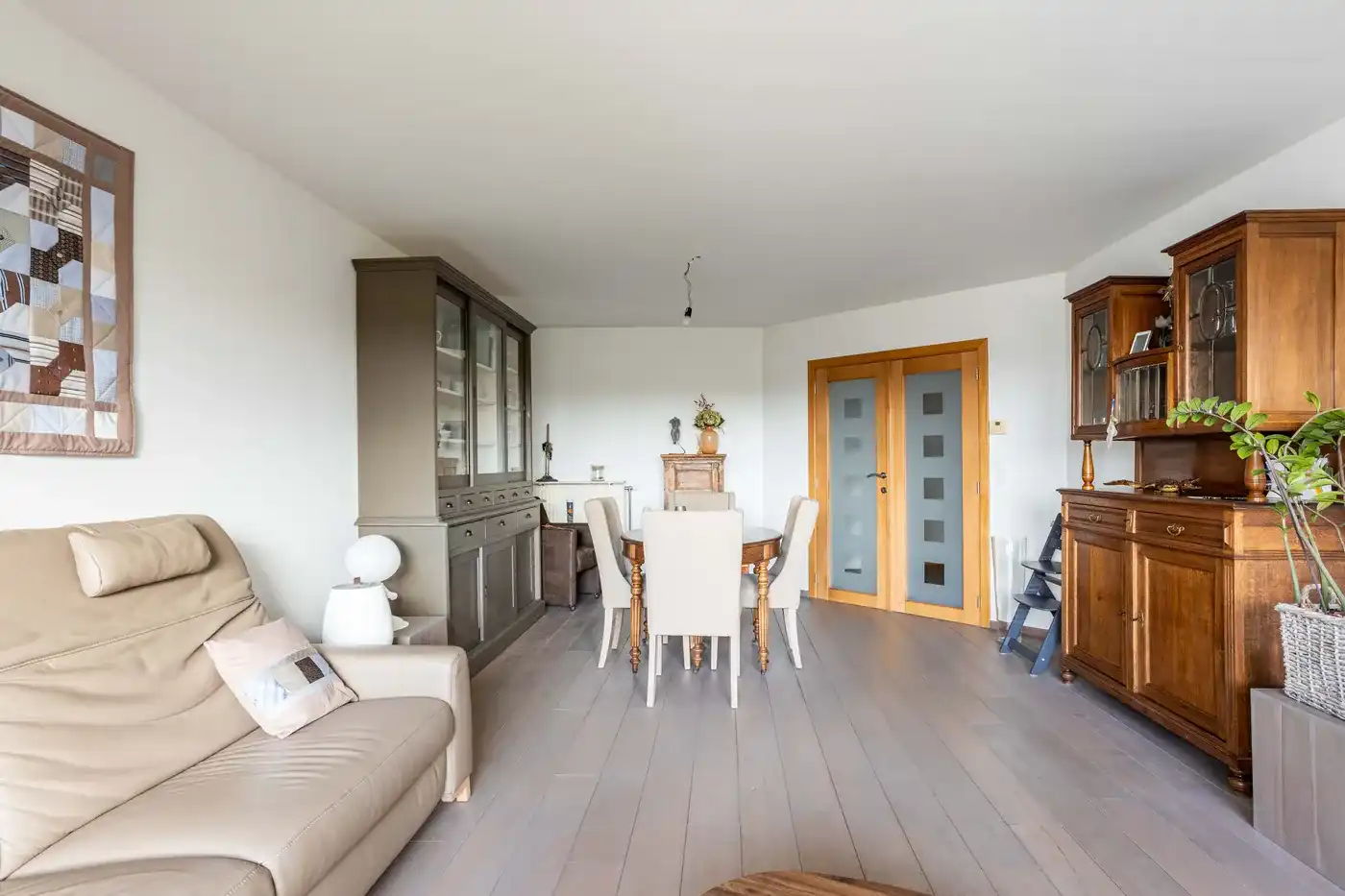 Ruim appartement met garage centrum Zwevegem foto 4