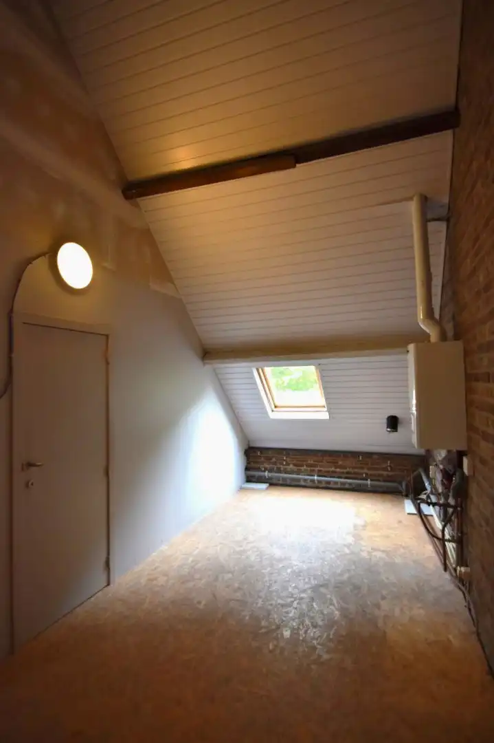 Toffe woning in rustige straat foto 22