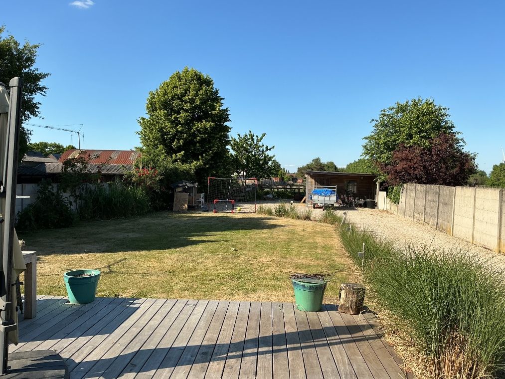 Energiezuinige woning met zonnepanelen, 3 grote slaapkamers, mooie tuin met bergplaats, zalig uitzicht foto 4