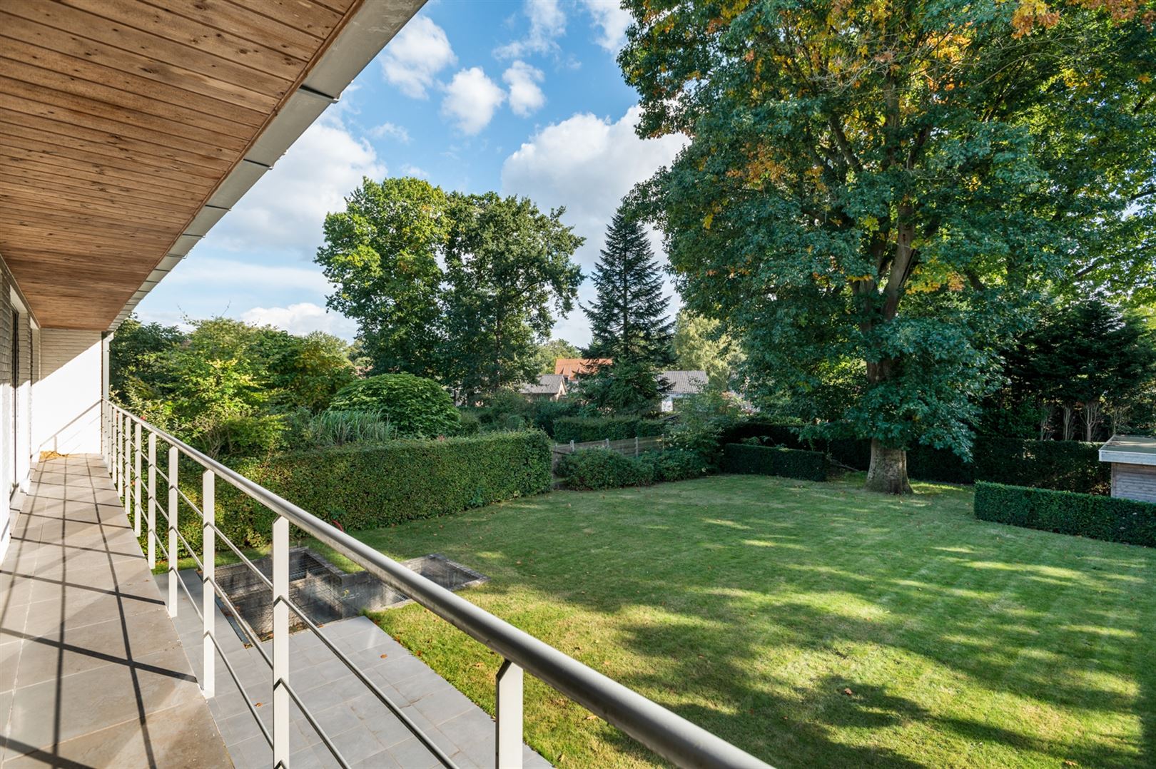 Energiezuinige villa in rustige groene woonwijk. foto 12