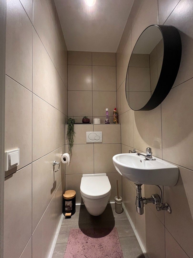 Gemeubeld appartement + autostaanplaats inbegrepen op toplocatie foto 10