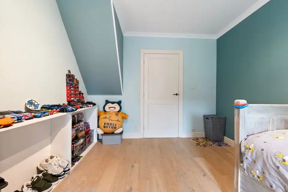 CHARMANTE GEZINSWONING MET 2 SLKS + MOGELIJKHEID TOT 3 SLKS IN HET LANDELIJKE GINGELOM foto 27