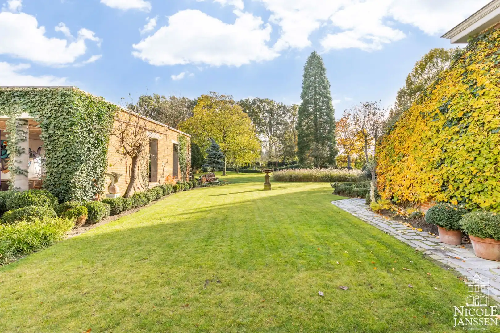 Authentiek herenhuis met conciërgewoning foto 18