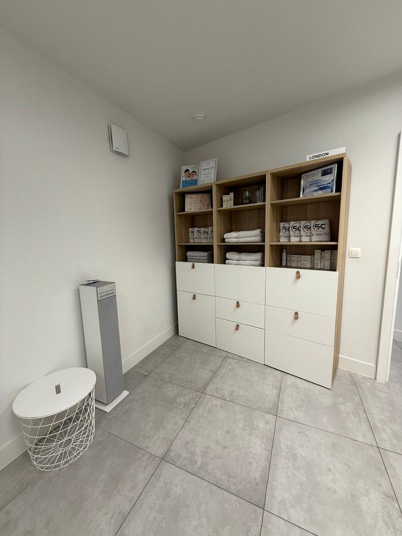 Overname goeddraaiende SoClean Clinic te Genk foto 14