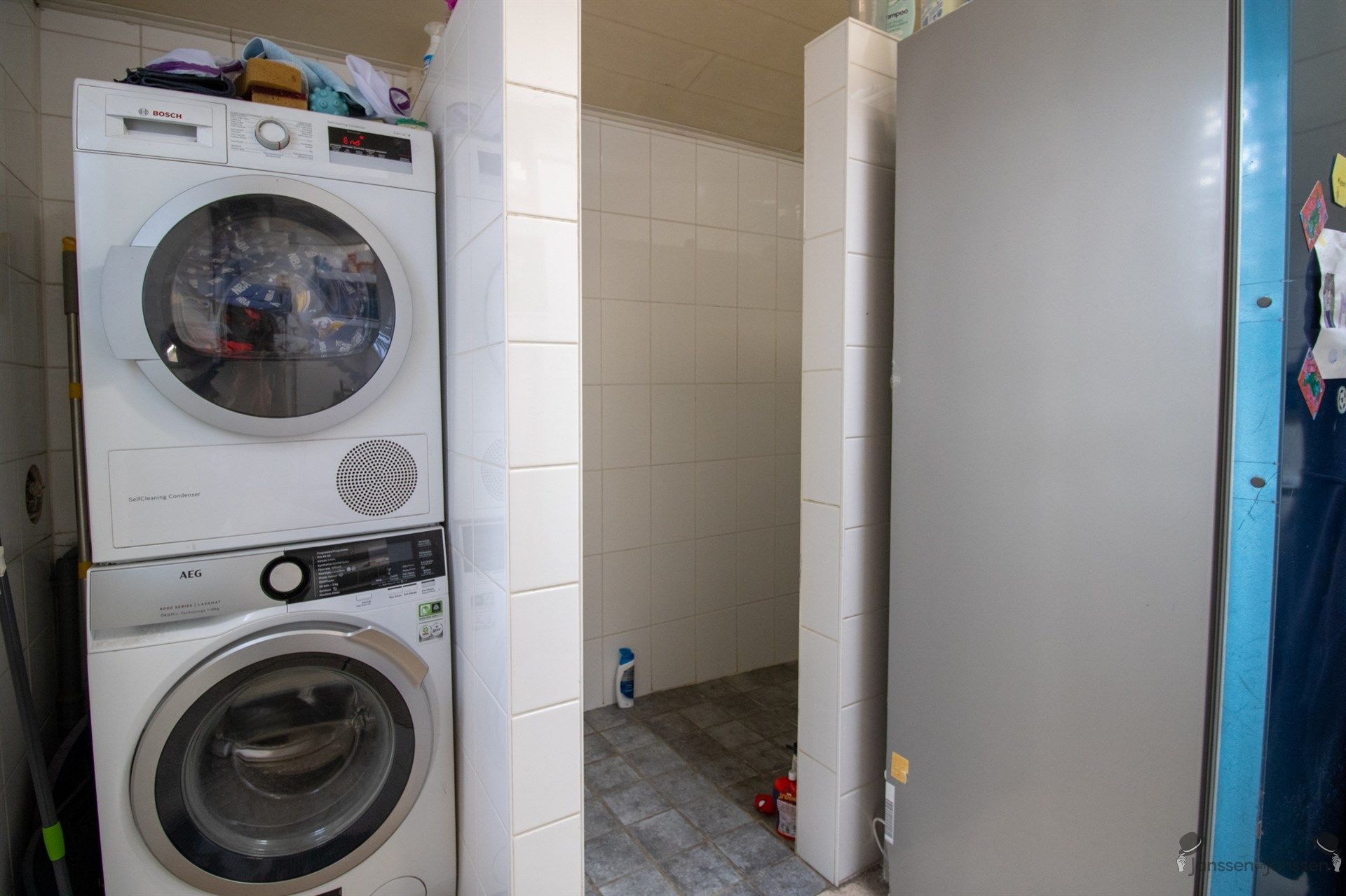 Gerenoveerde instapklare woning met 4 slaapkamers foto 12