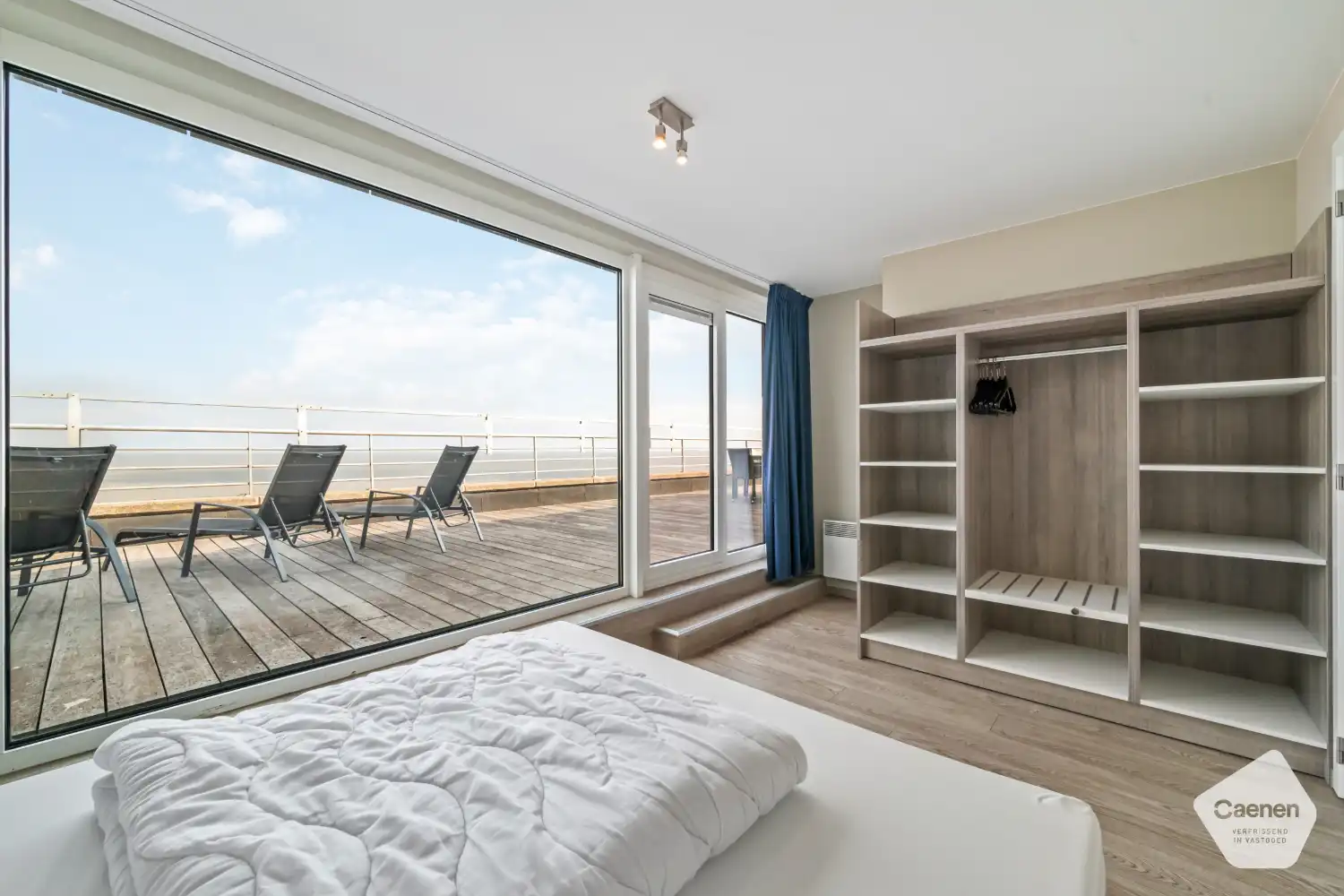 Prachtig instapklaar appartement met 4 slaapkamers en twee grote terrassen foto 8