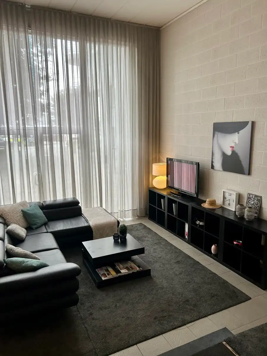 Split-level appartement met privé-ingang foto 5