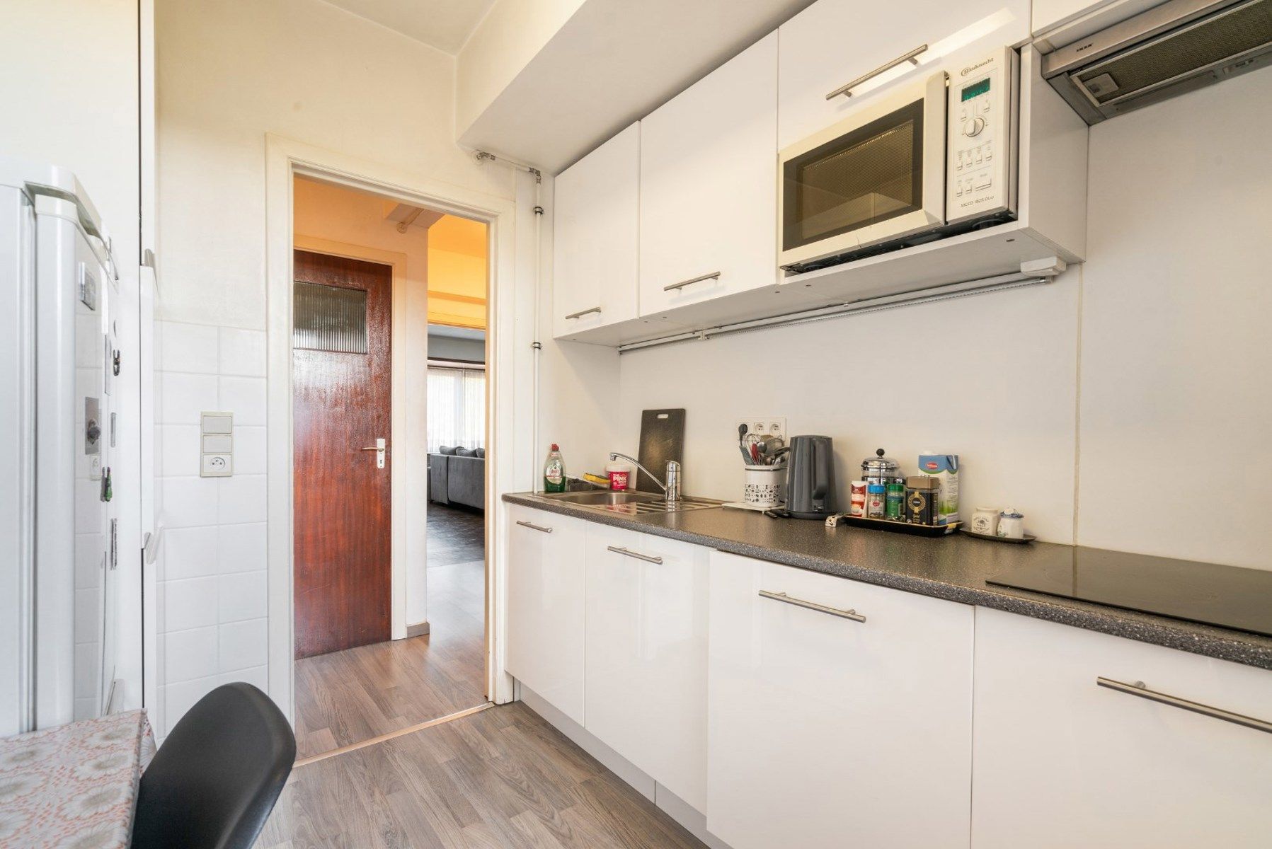 Gunstig gelegen éénslaapkamer appartement met garage foto 5