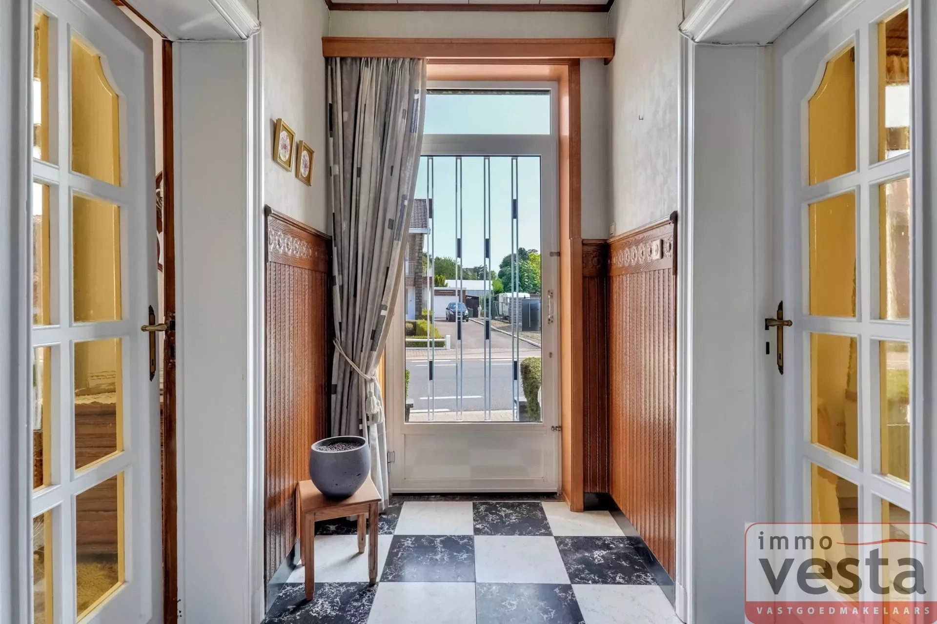 Te renoveren woning met landelijke ligging foto 7