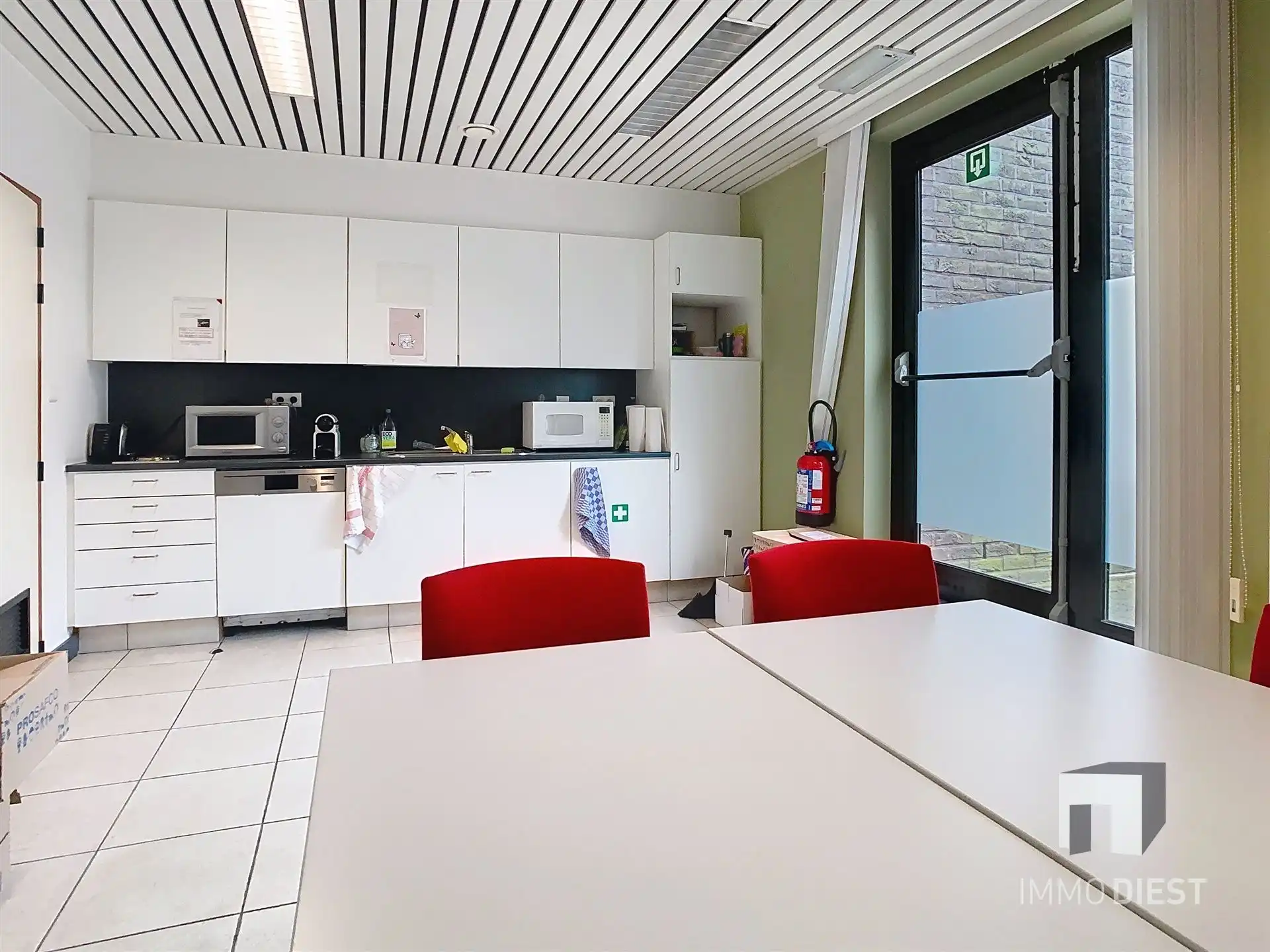 Luxueus ingerichte kantoorruimte foto 14