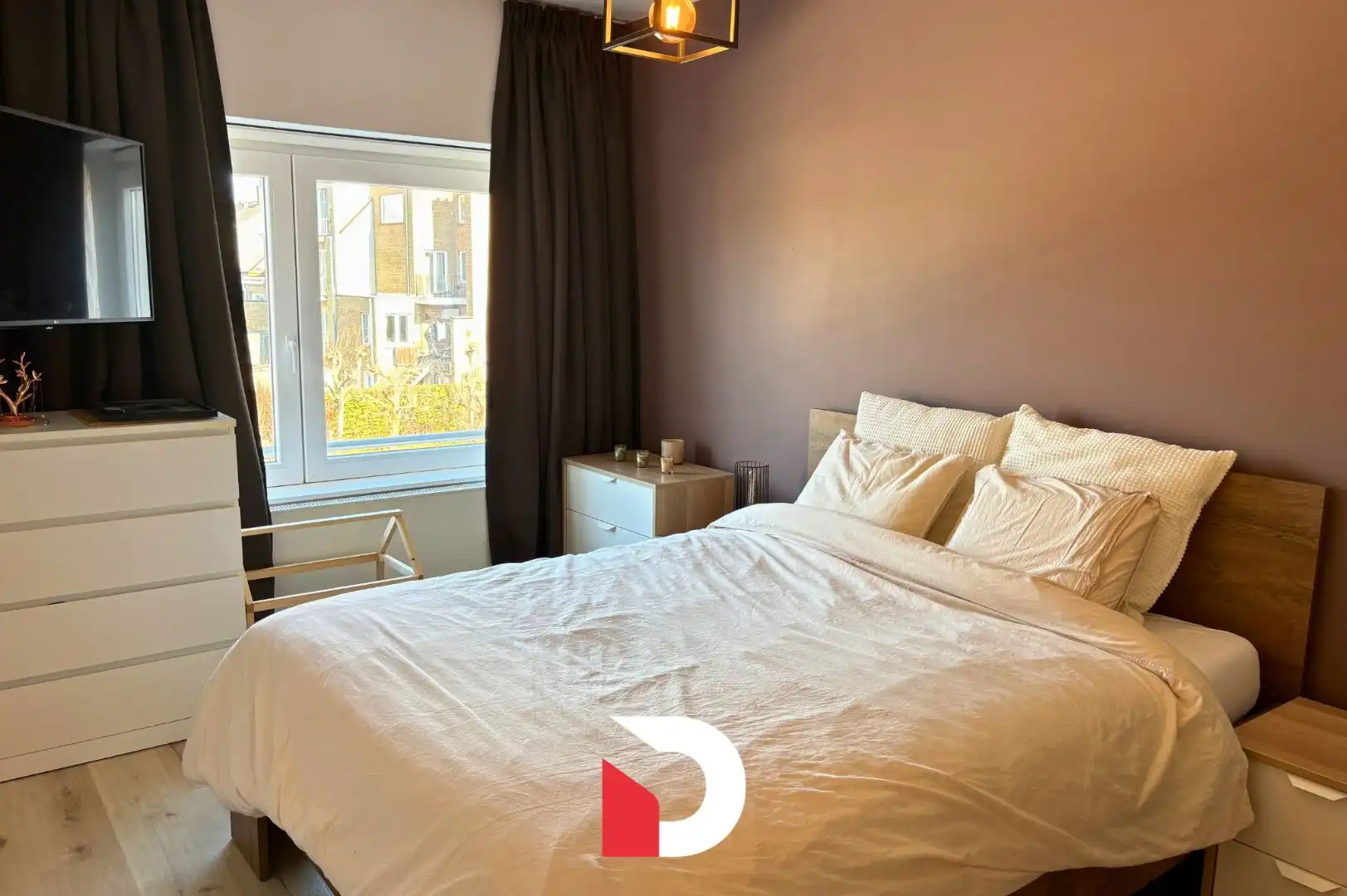 Lichtrijk appartement met garagebox vlakbij centrum Brugge foto 8