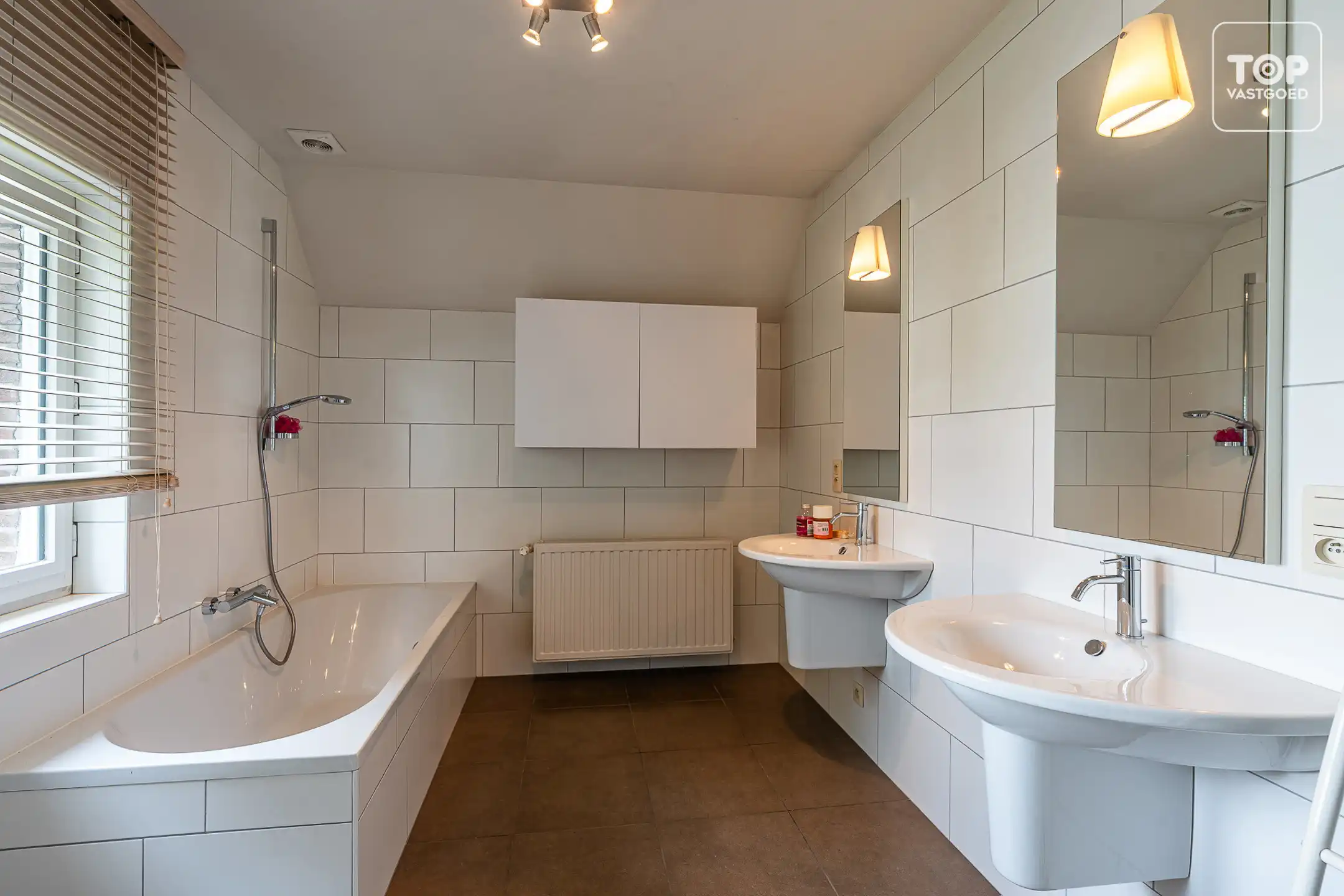 Kwalitatieve villa met 4 slaapkamers en fantastische tuin foto 19