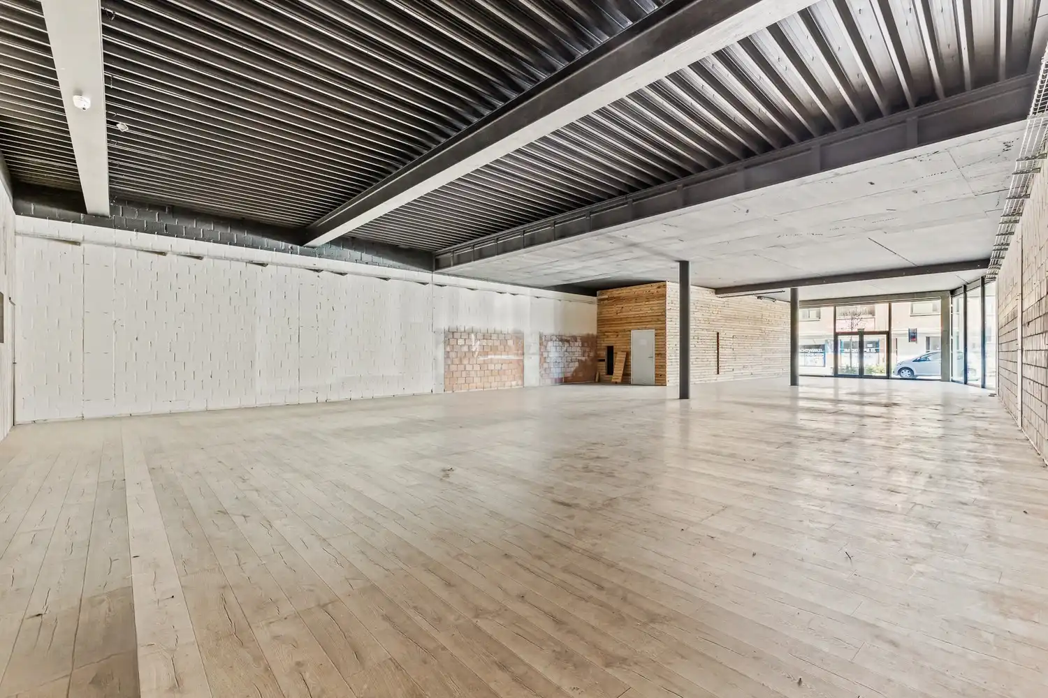 In te richten handelsgelijkvloers op toplocatie te Keerbergen foto 10