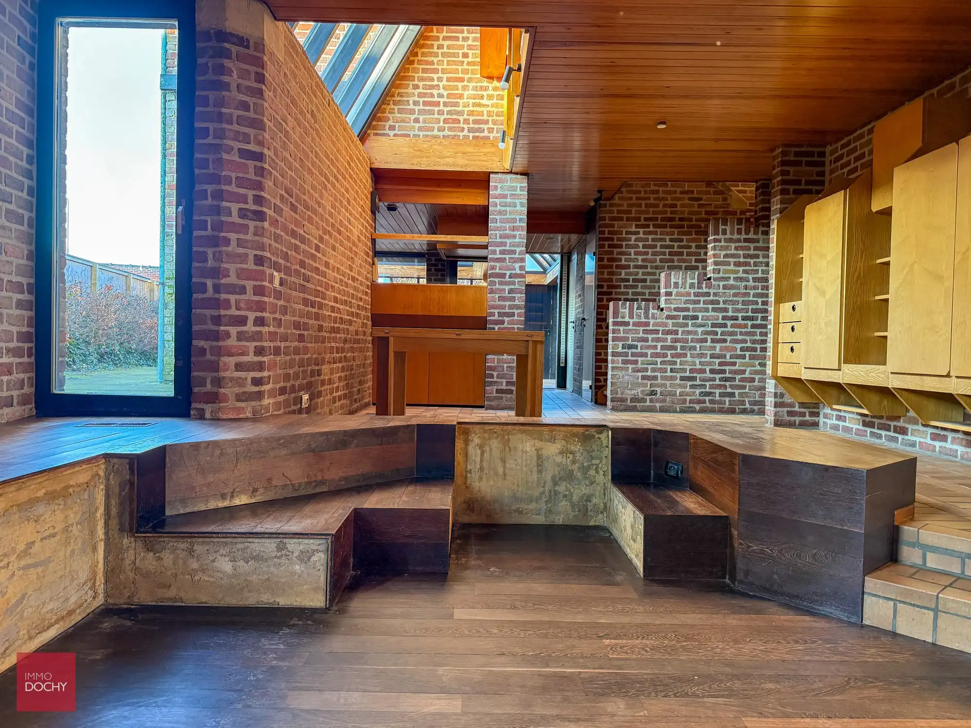 Karaktervolle architectenwoning nabij centrum | Jozef Duthoystraat foto 3