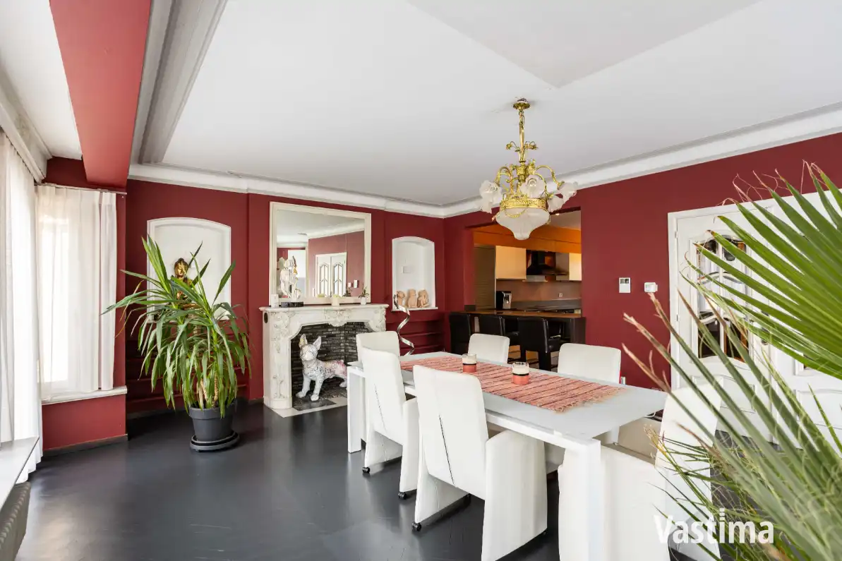 Instapklare dokterswoning met garage en 5 slaapkamers foto 11