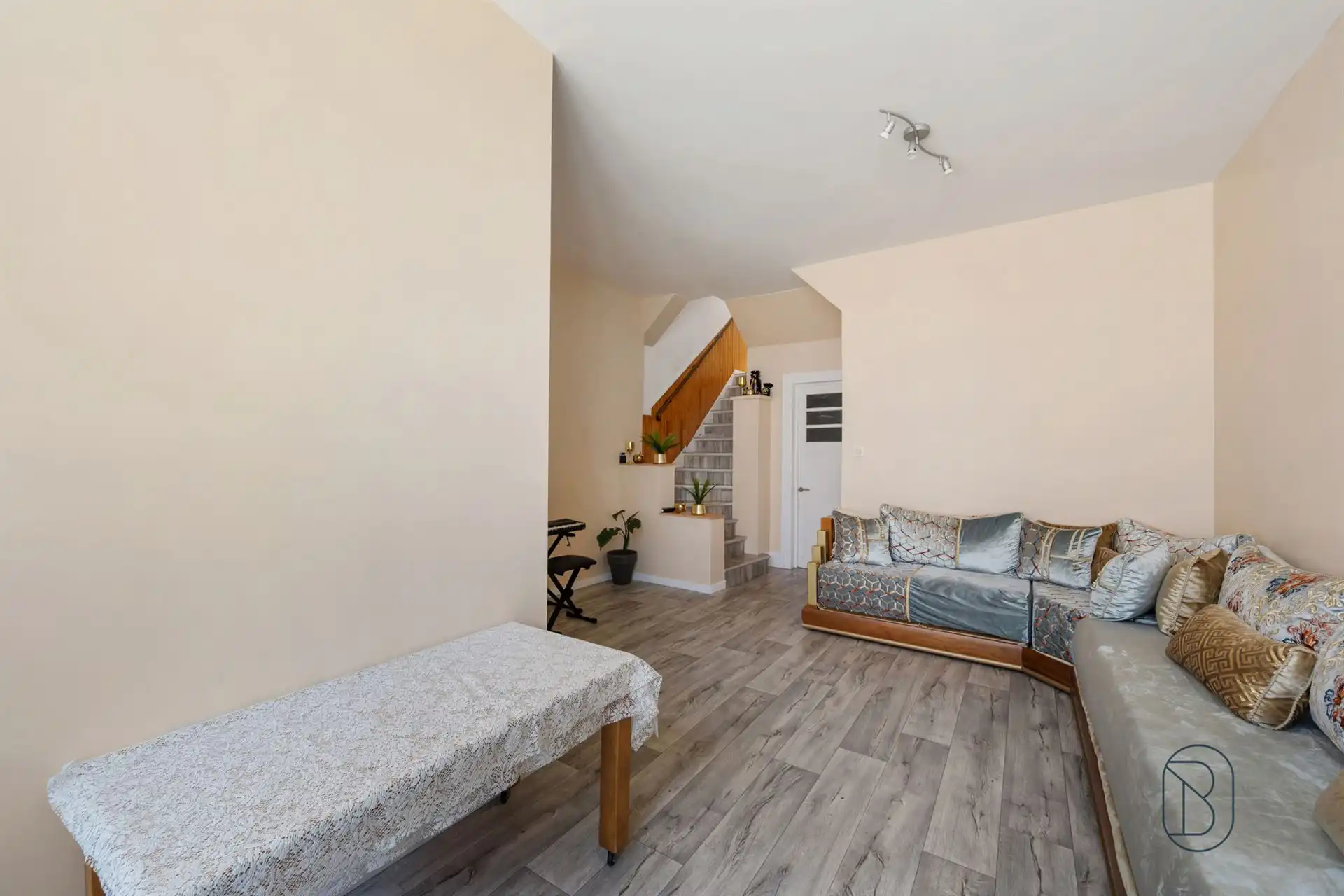 Goedgelegen gerenoveerde woning foto 6