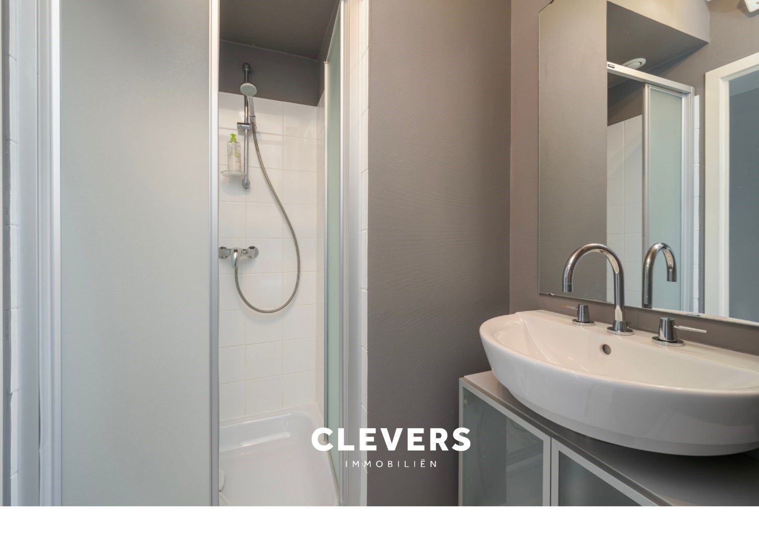 Exclusieve topper zeedijk : 2slpk. appartement + studio. foto 13