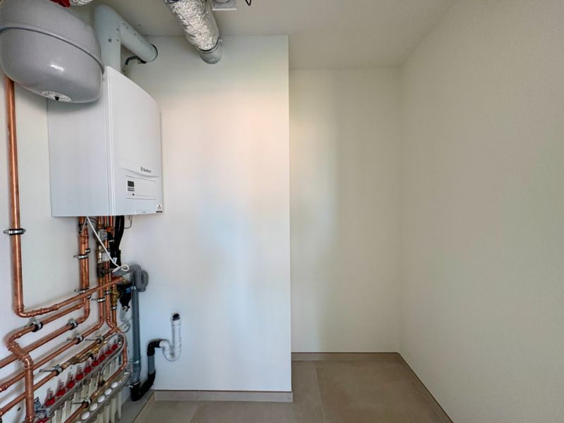 NIEUWBOUWAPPARTEMENT MET 1 SLAAPKAMER, RUIM TERRAS EN GARAGEBOX foto 8