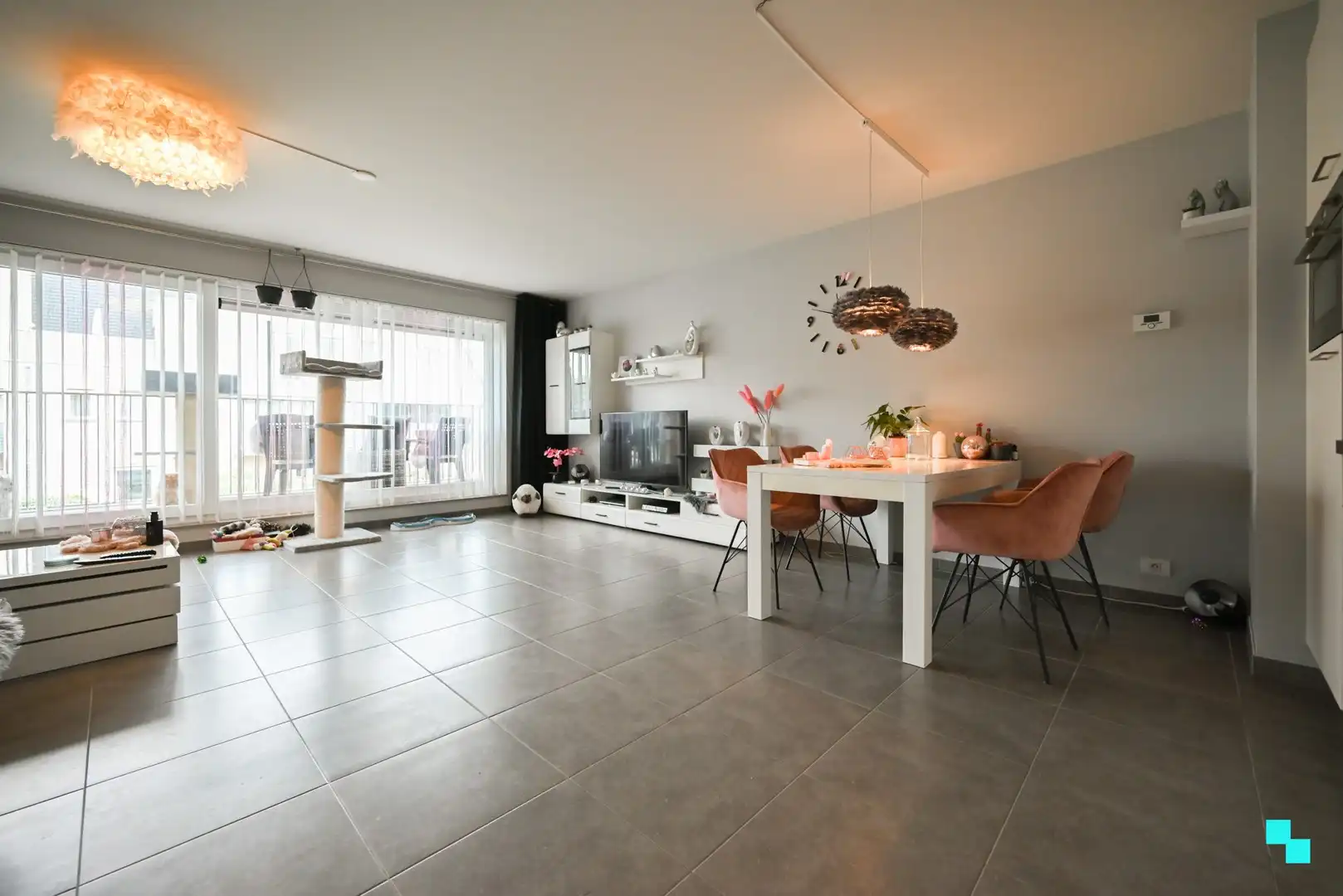 Energiezuinig tweeslaapkamer appartement te Rumbeke foto 4