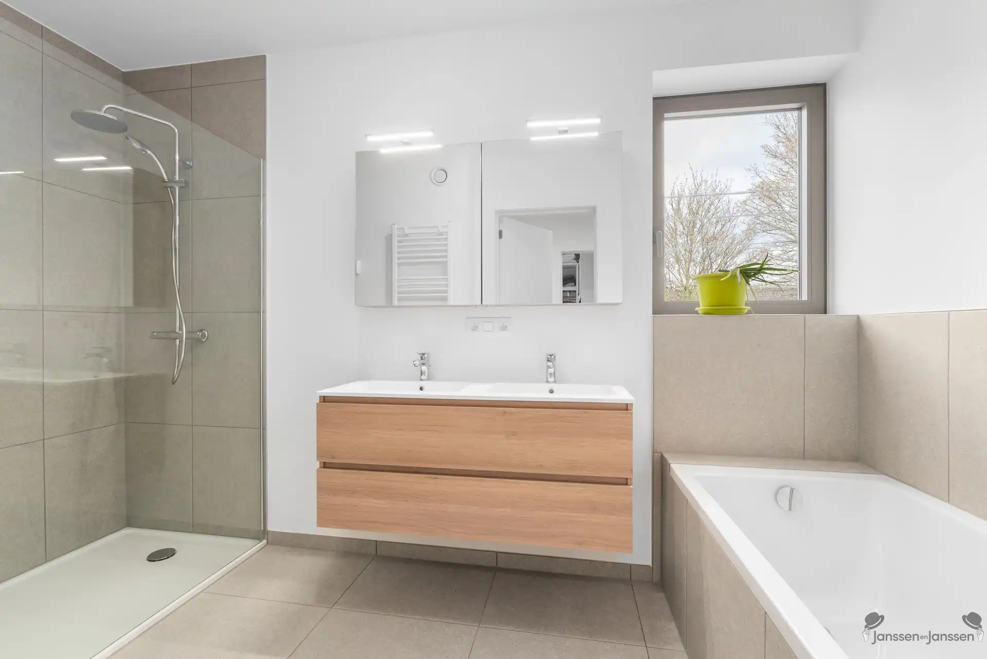 Nieuwbouwwoning met 3 slaapkamers foto 13