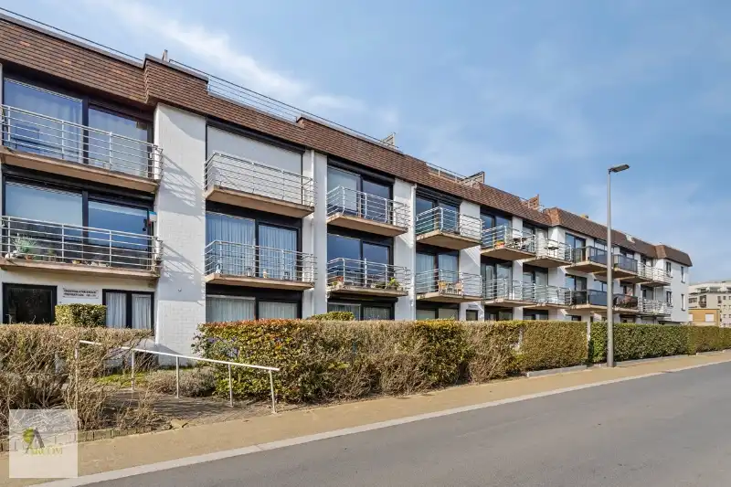 ONDERGRONDSE PARKEERPLAATS (4) foto {{pictureIndex}}