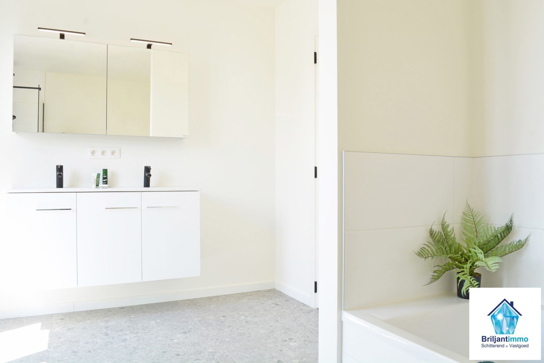 Instapklare BEN Woning met 4 slaapkamers,ruime tuin en oprit foto 14