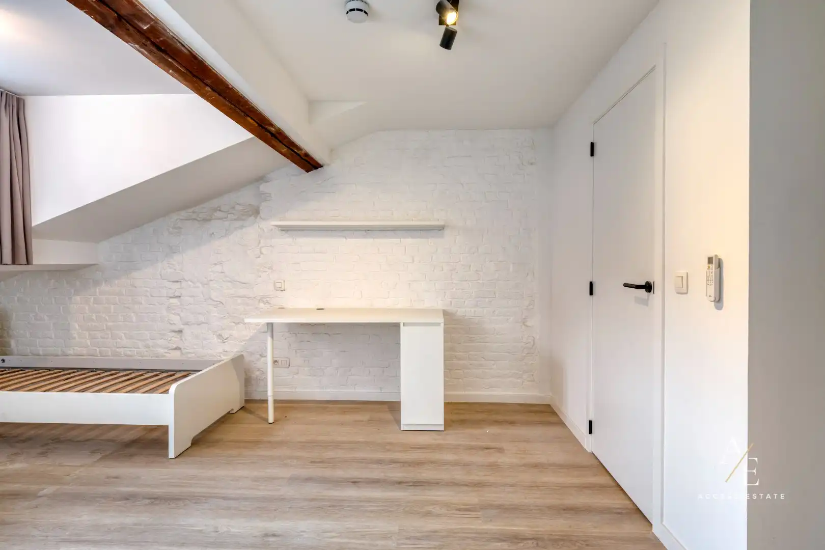 Vernieuwd studentenkot in een historisch jasje, gelegen in het centrum van Kortrijk foto 9