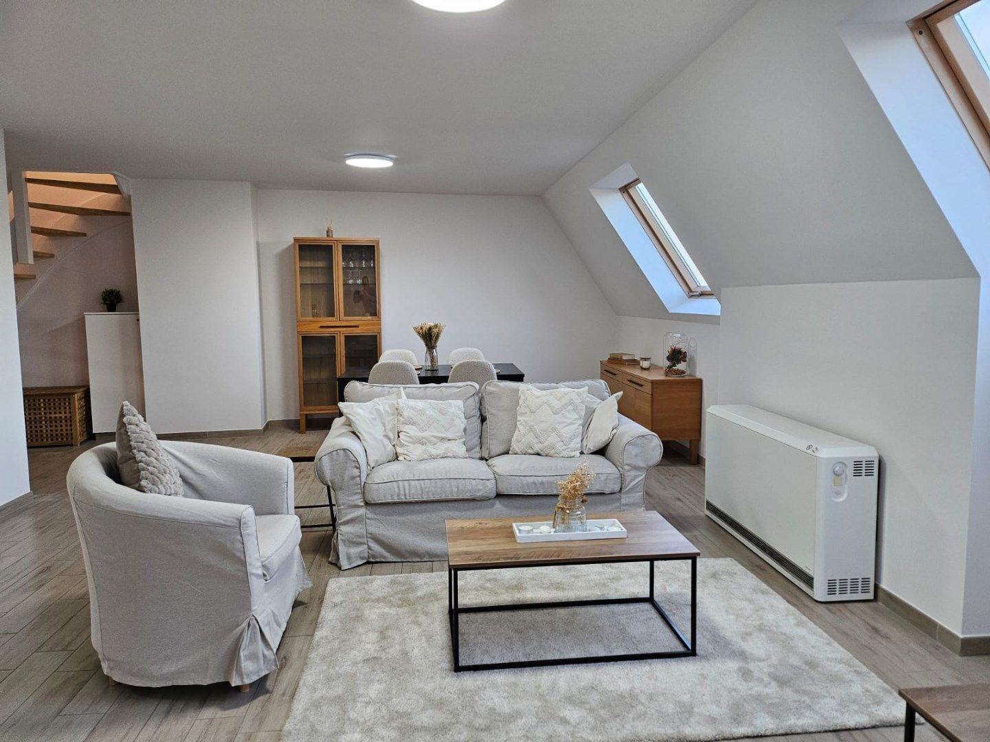 Recent, luchtig en goed gelegen duplex appartement met terrasjes nabij de zee in De Haan. foto 3