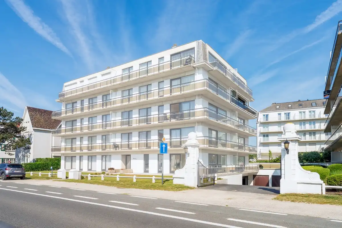 Prachtig gerenoveerd appartement nabij het strand foto 15