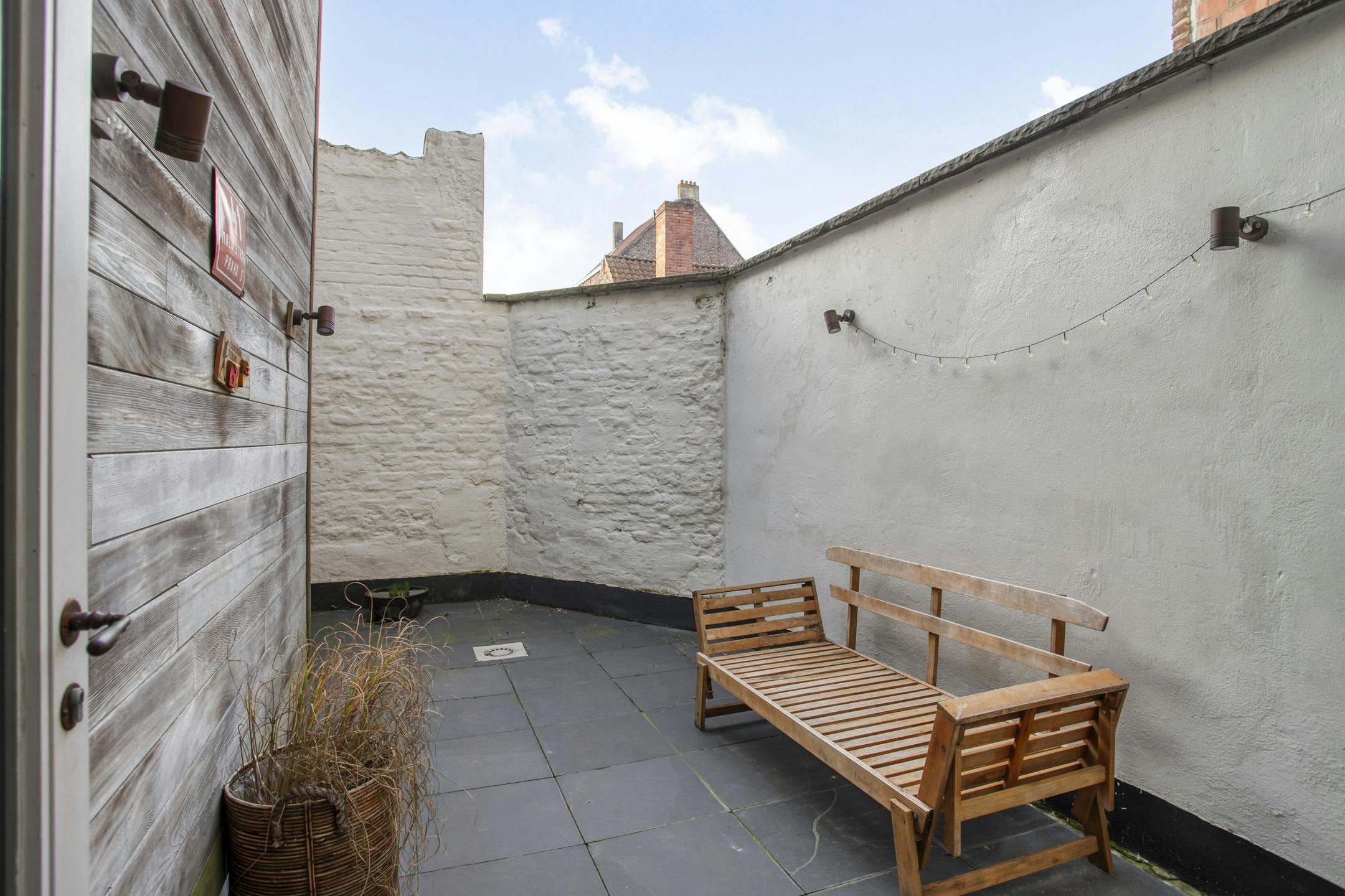 Uniek gerenoveerde herenwoning in Brugge met 3 slaapkamers foto 14